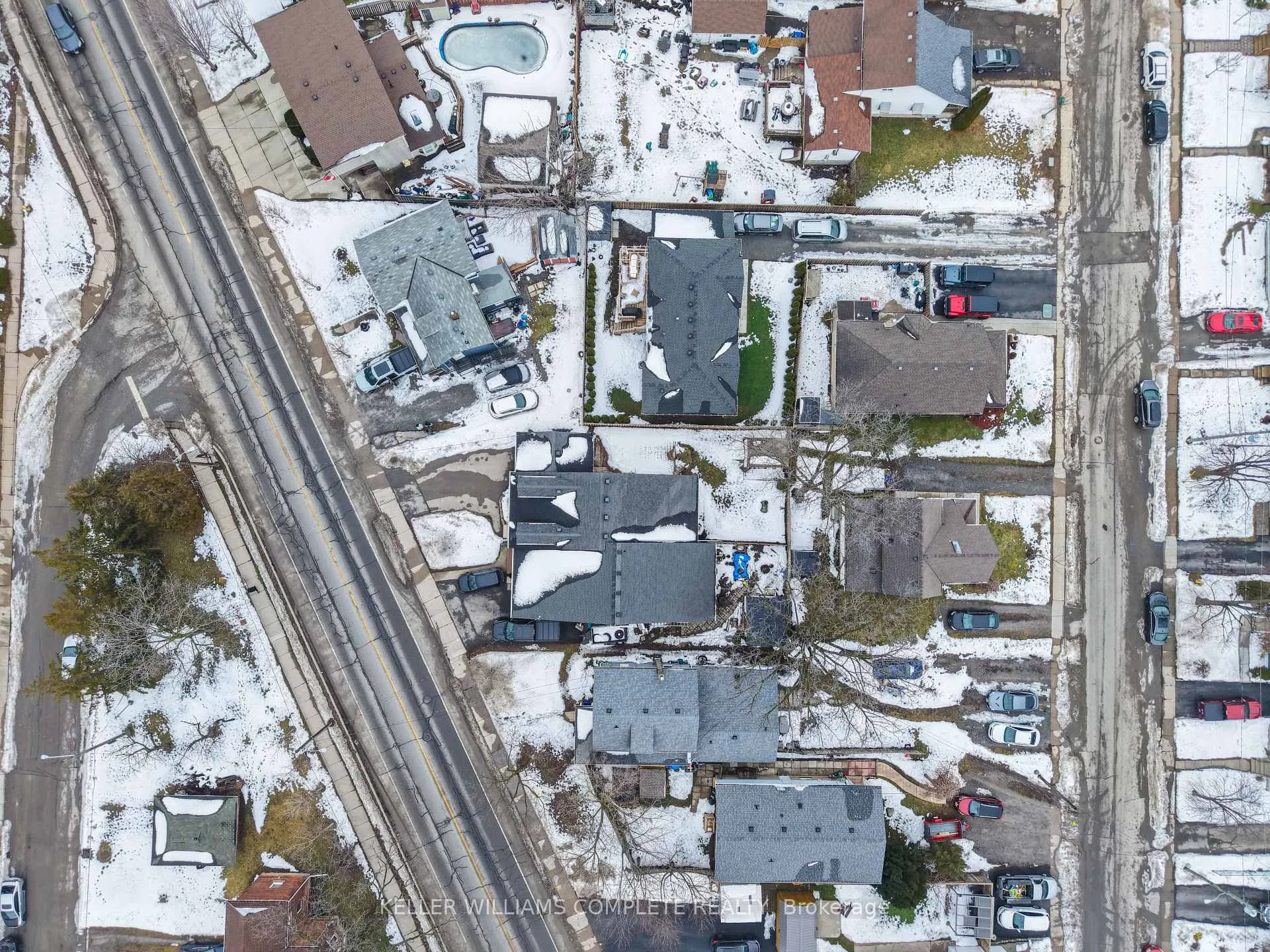 Photo 36 of 378B Glendale Avenue, St. Catharines, Burleigh Hill — HOMEH
