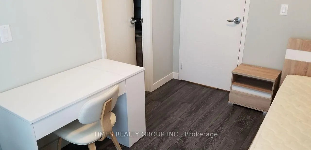 Photo 5 of Unit 1002, 318 Spruce Street, Waterloo, Lakeshore Village — HOMEH