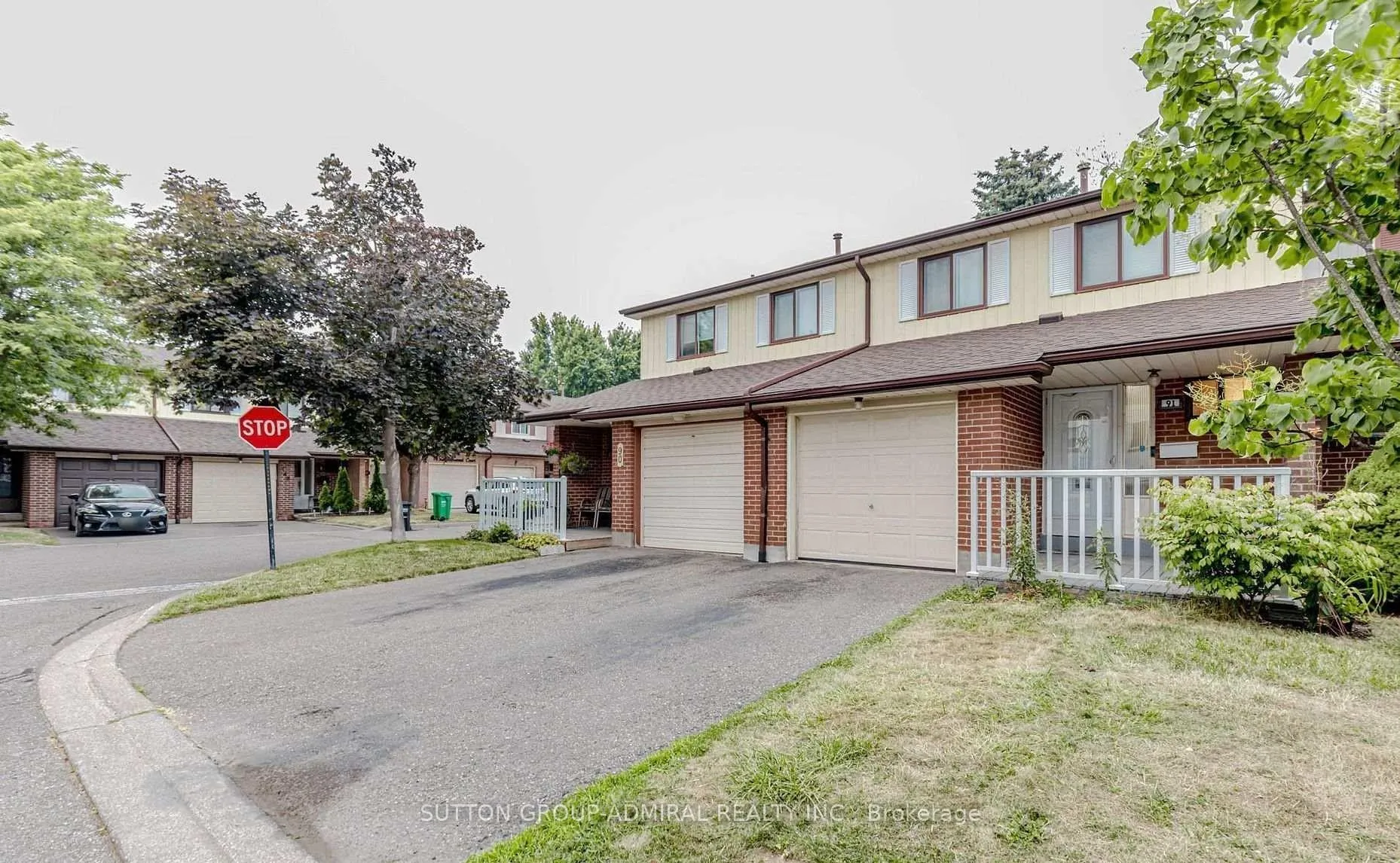 Front of Unit 91, 91 Baronwood Court