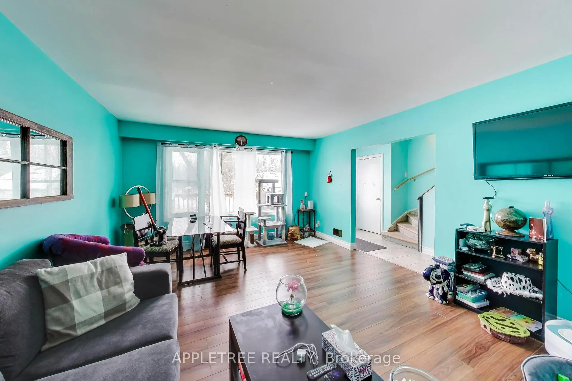 Photo 5 of 147 Berczy Street, Barrie, Codrington — HOMEH