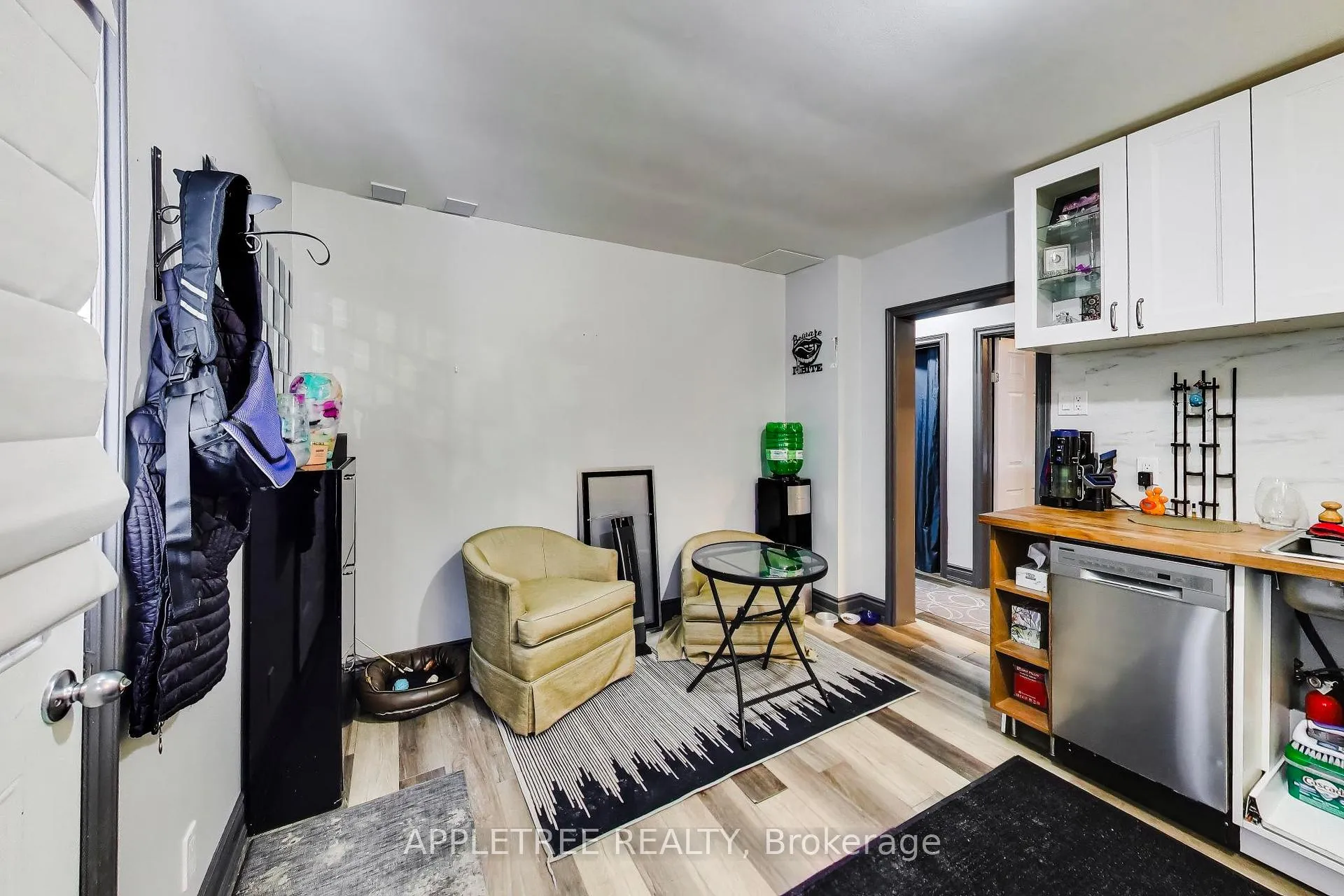 Photo 8 of 147 Berczy Street, Barrie, Codrington — HOMEH
