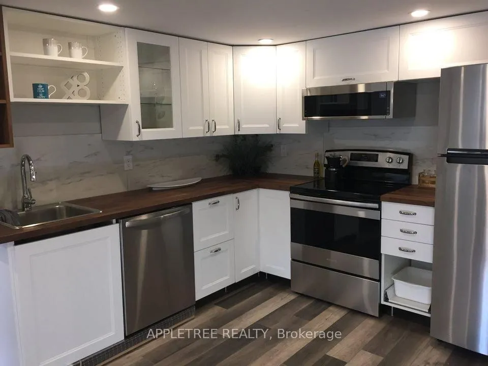 Photo 15 of 147 Berczy Street, Barrie, Codrington — HOMEH