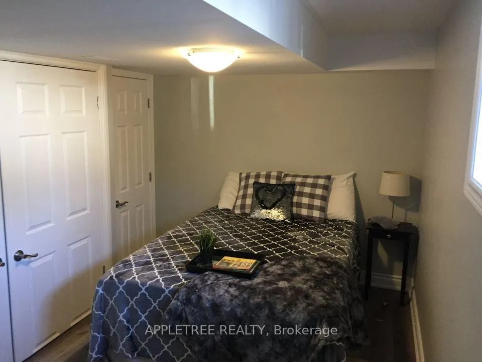 Photo 18 of 147 Berczy Street, Barrie, Codrington — HOMEH