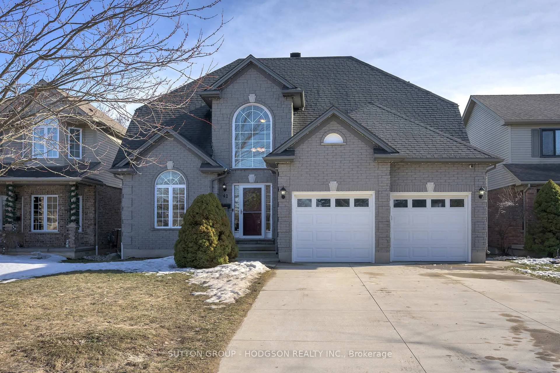 Photo 1 of 42 Oakmont Gardens, Middlesex Centre, Ilderton — HOMEH