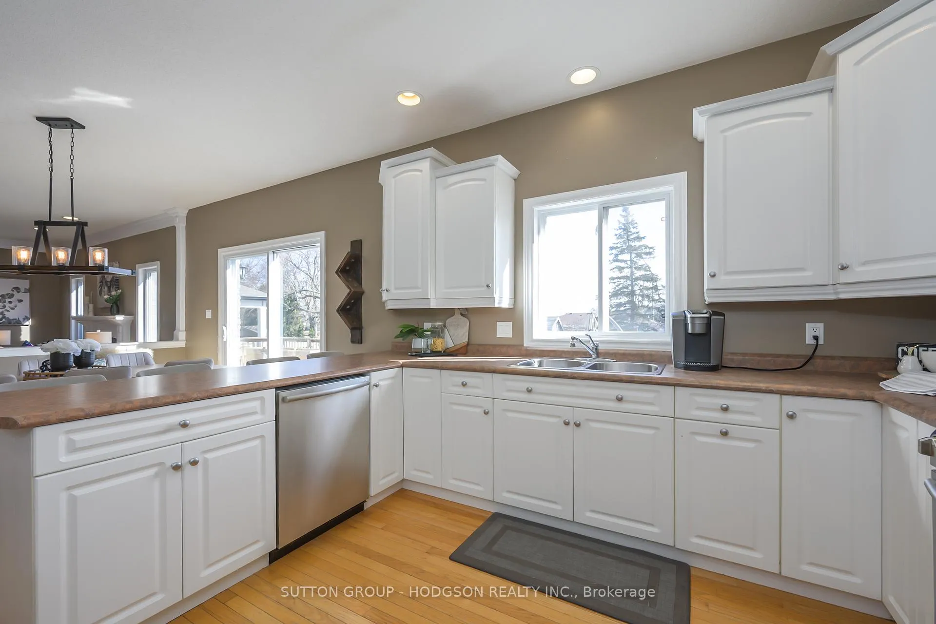 Photo 14 of 42 Oakmont Gardens, Middlesex Centre, Ilderton — HOMEH