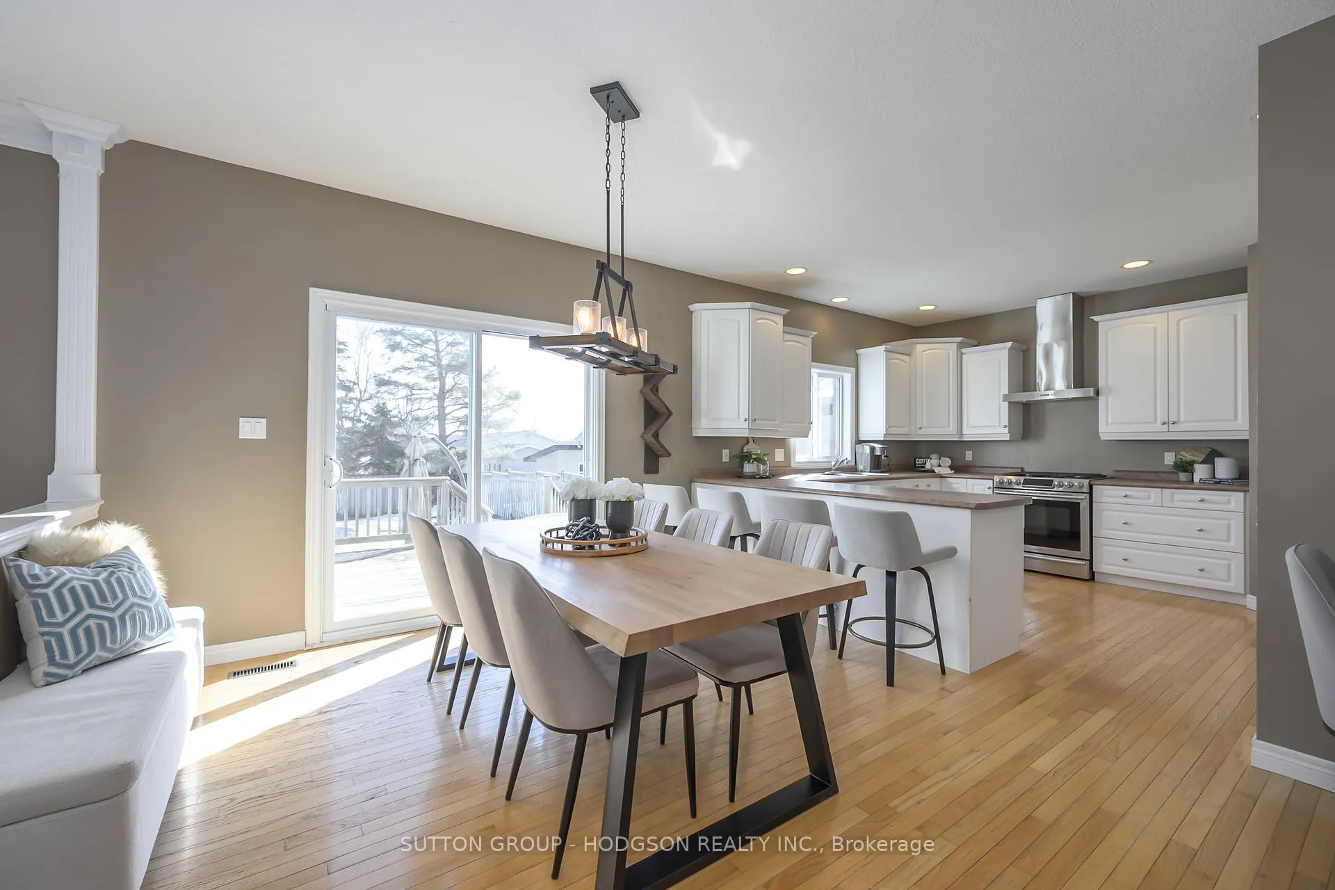 Photo 17 of 42 Oakmont Gardens, Middlesex Centre, Ilderton — HOMEH