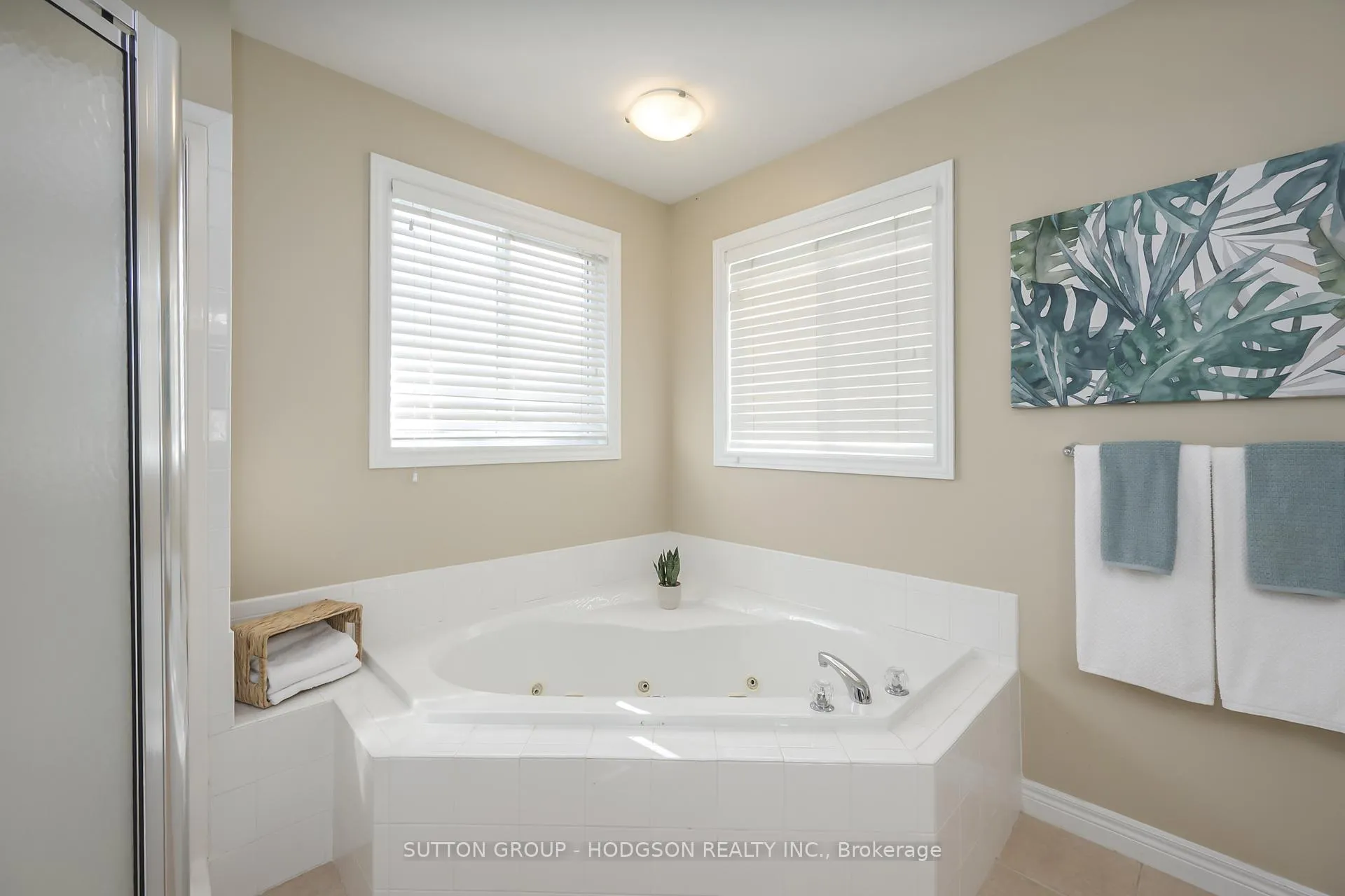 Photo 22 of 42 Oakmont Gardens, Middlesex Centre, Ilderton — HOMEH