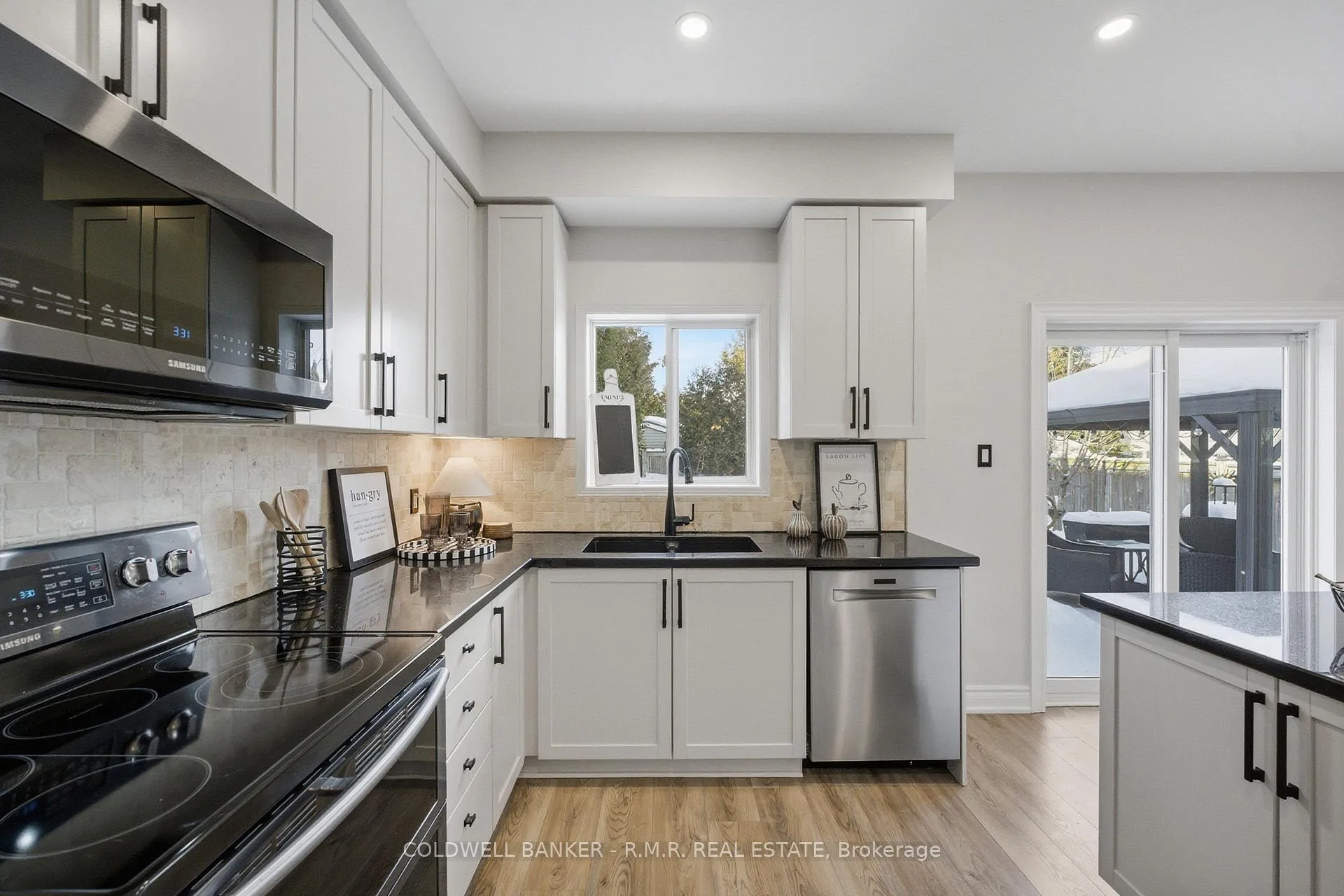 Photo 7 of 82 Vipond Road, Whitby, Brooklin — HOMEH