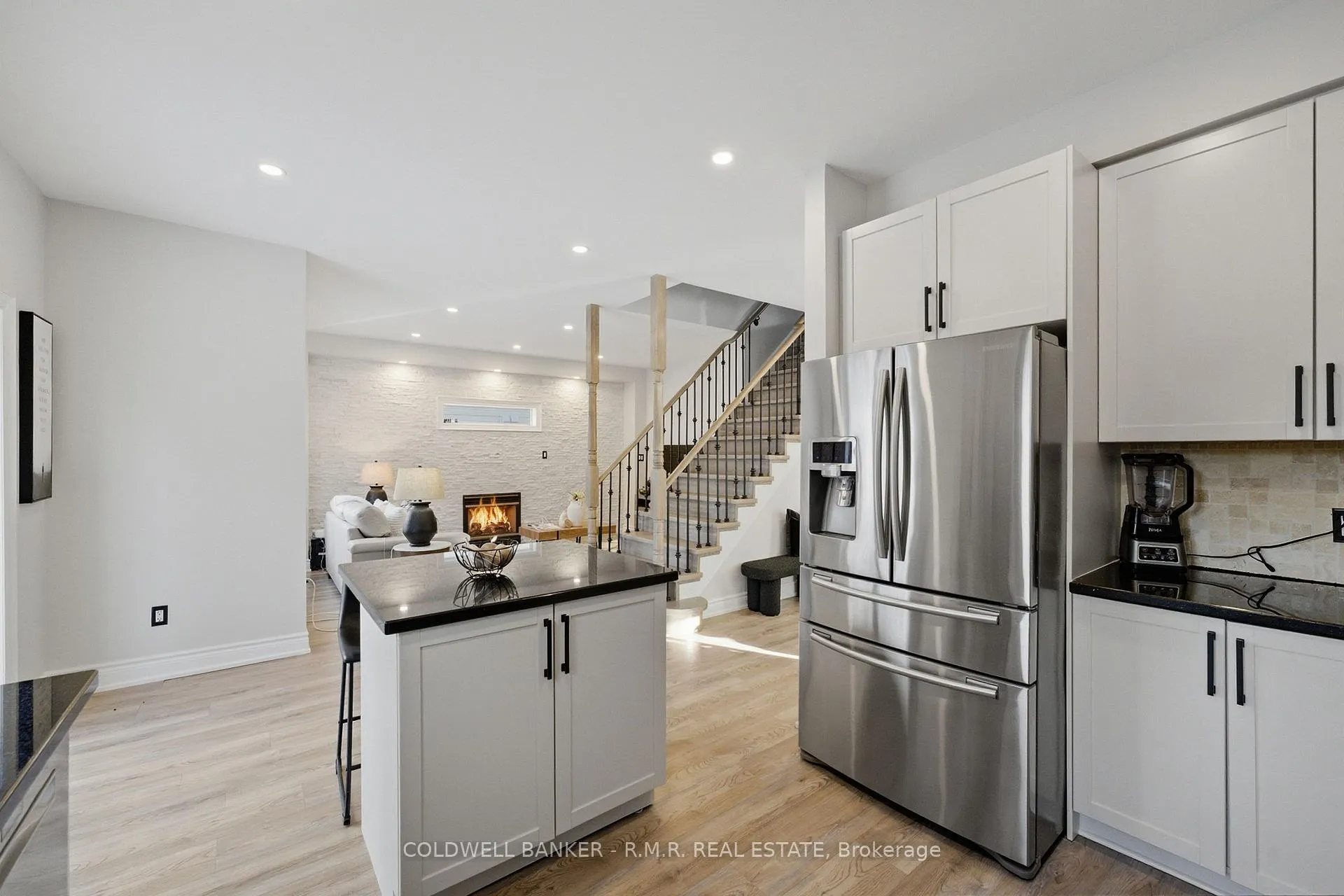 Photo 8 of 82 Vipond Road, Whitby, Brooklin — HOMEH