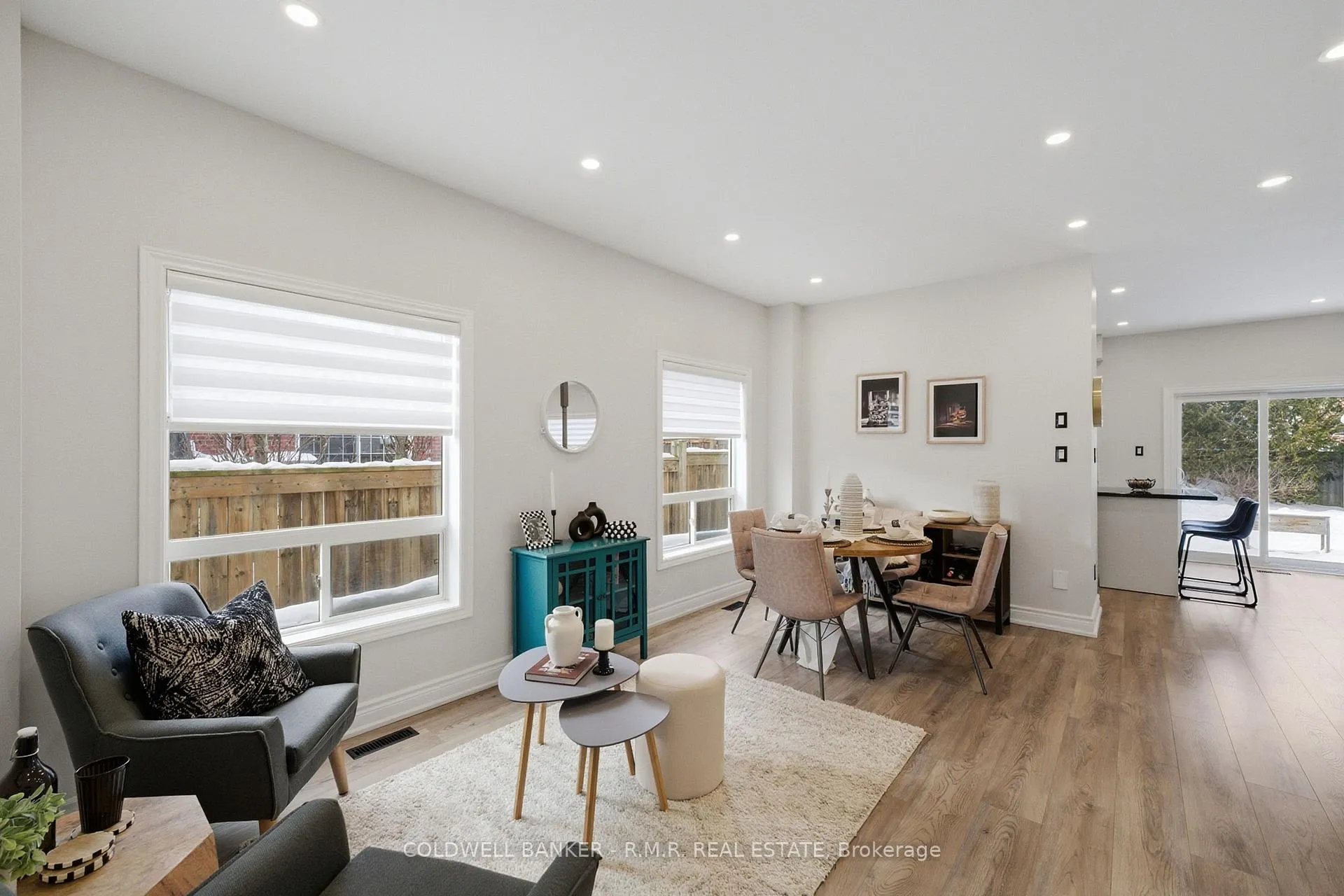 Photo 10 of 82 Vipond Road, Whitby, Brooklin — HOMEH