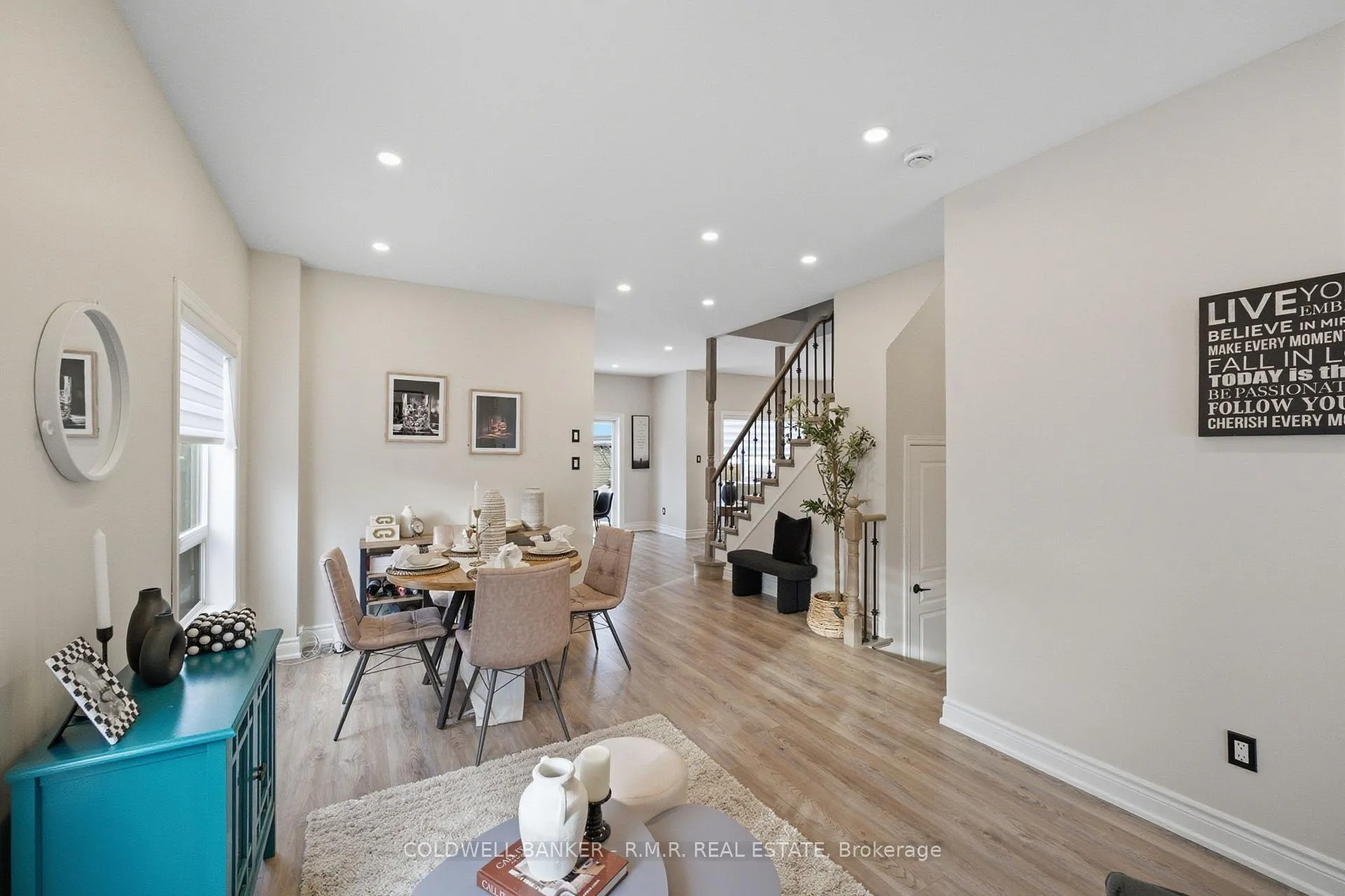 Photo 11 of 82 Vipond Road, Whitby, Brooklin — HOMEH