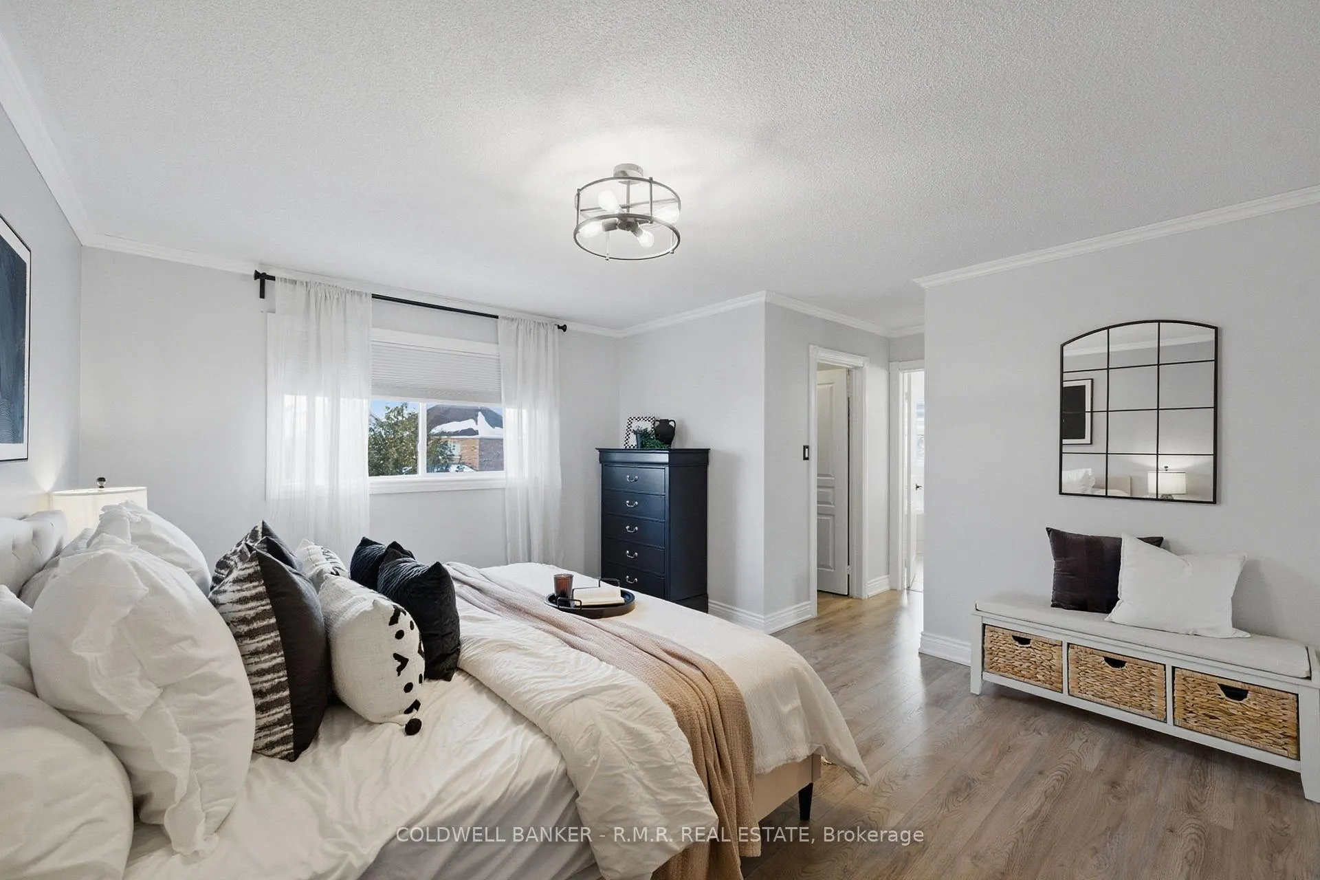 Photo 19 of 82 Vipond Road, Whitby, Brooklin — HOMEH