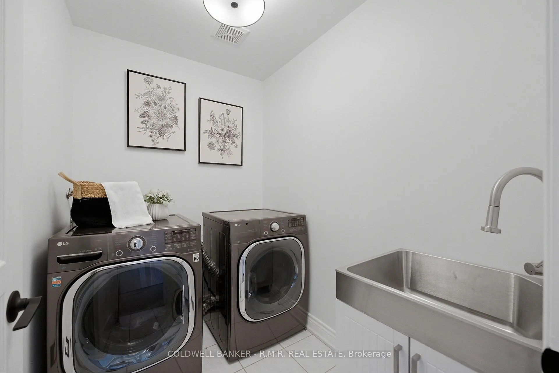 Photo 25 of 82 Vipond Road, Whitby, Brooklin — HOMEH