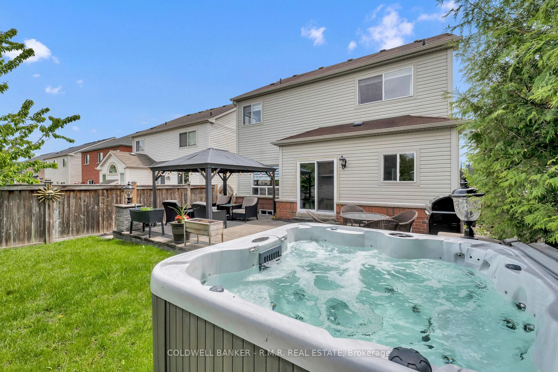 Photo 29 of 82 Vipond Road, Whitby, Brooklin — HOMEH