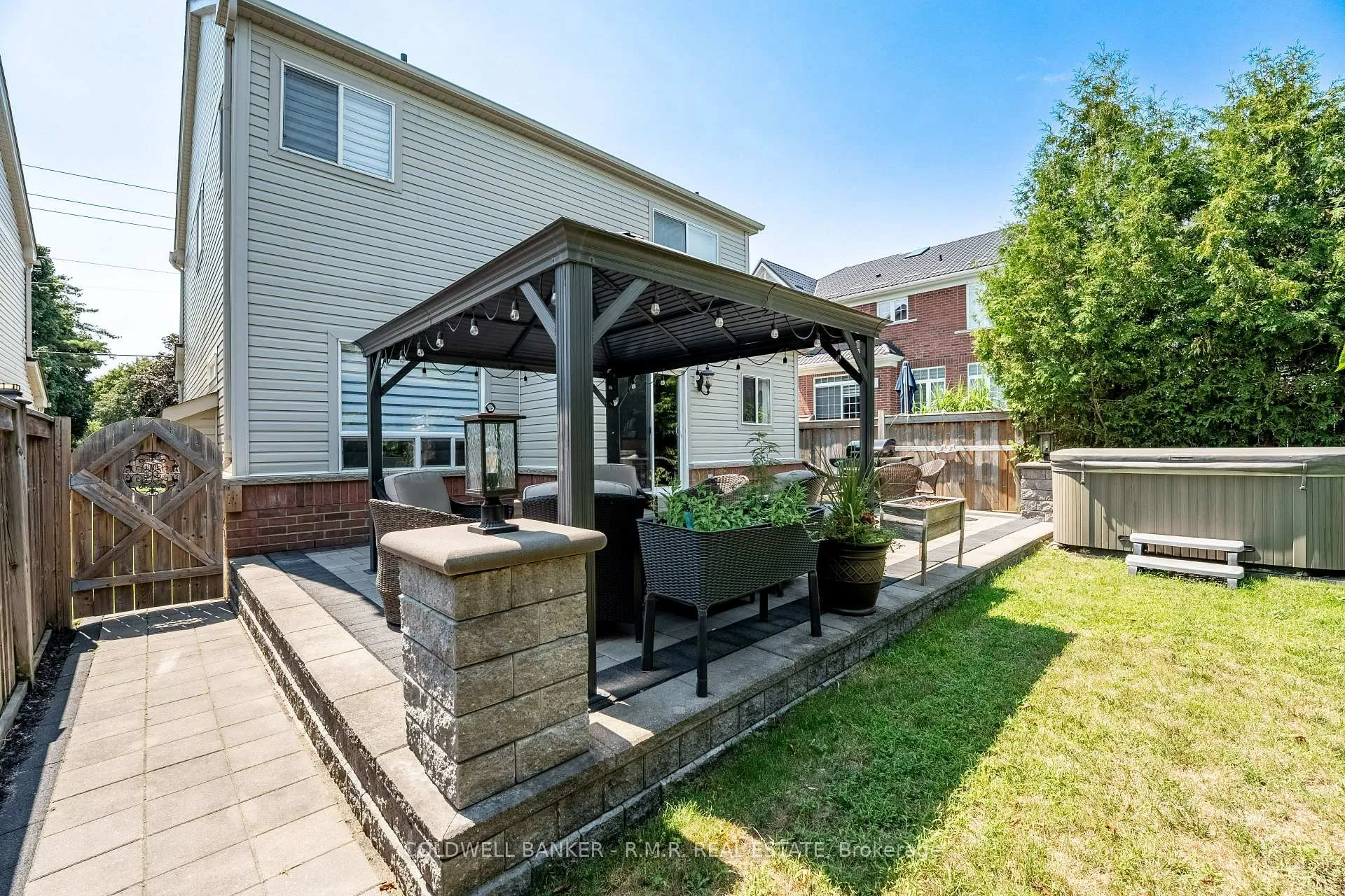 Photo 35 of 82 Vipond Road, Whitby, Brooklin — HOMEH