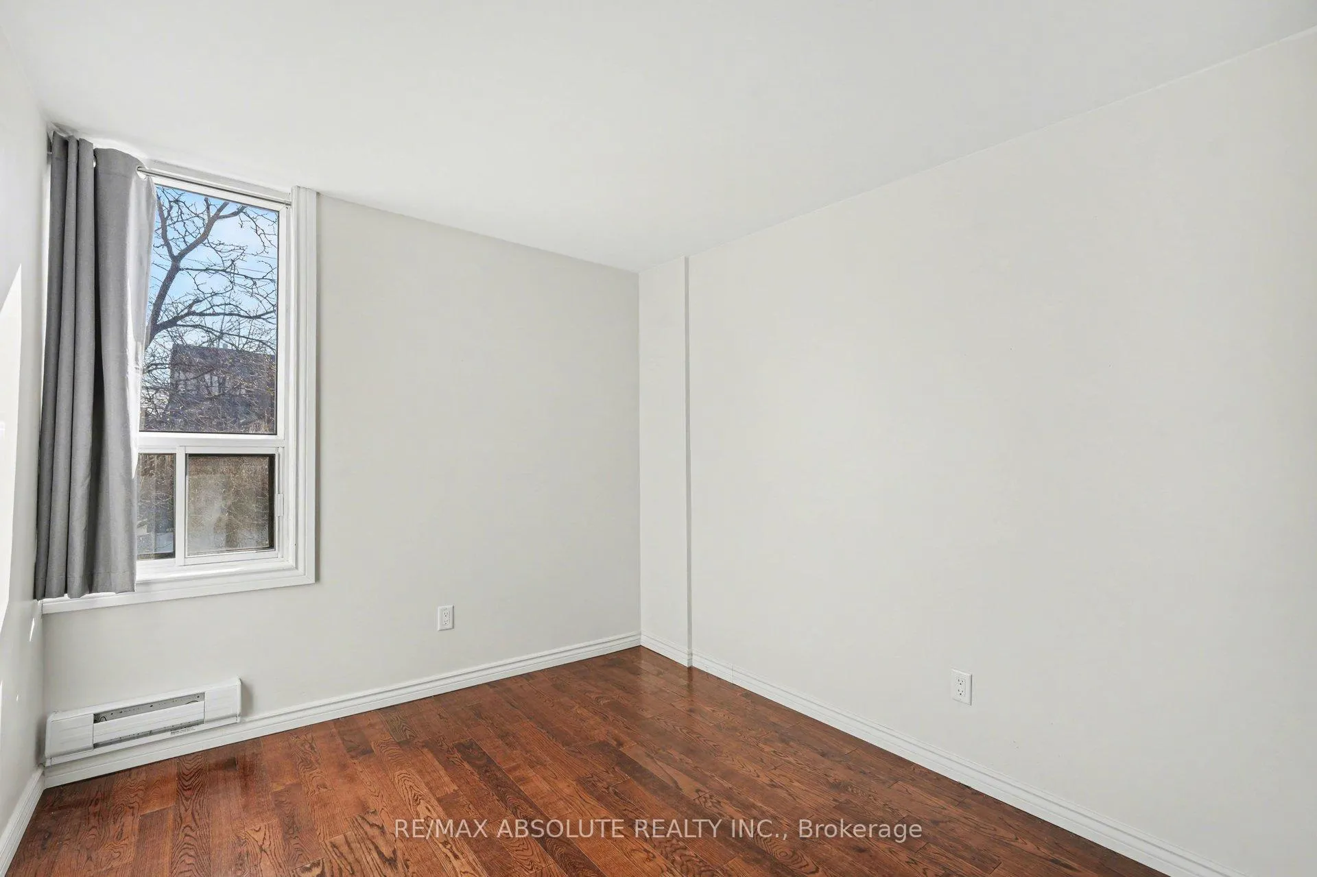 Photo 12 of Unit 305, 1177 Belanger Avenue, Ottawa, Billings Bridge — HOMEH