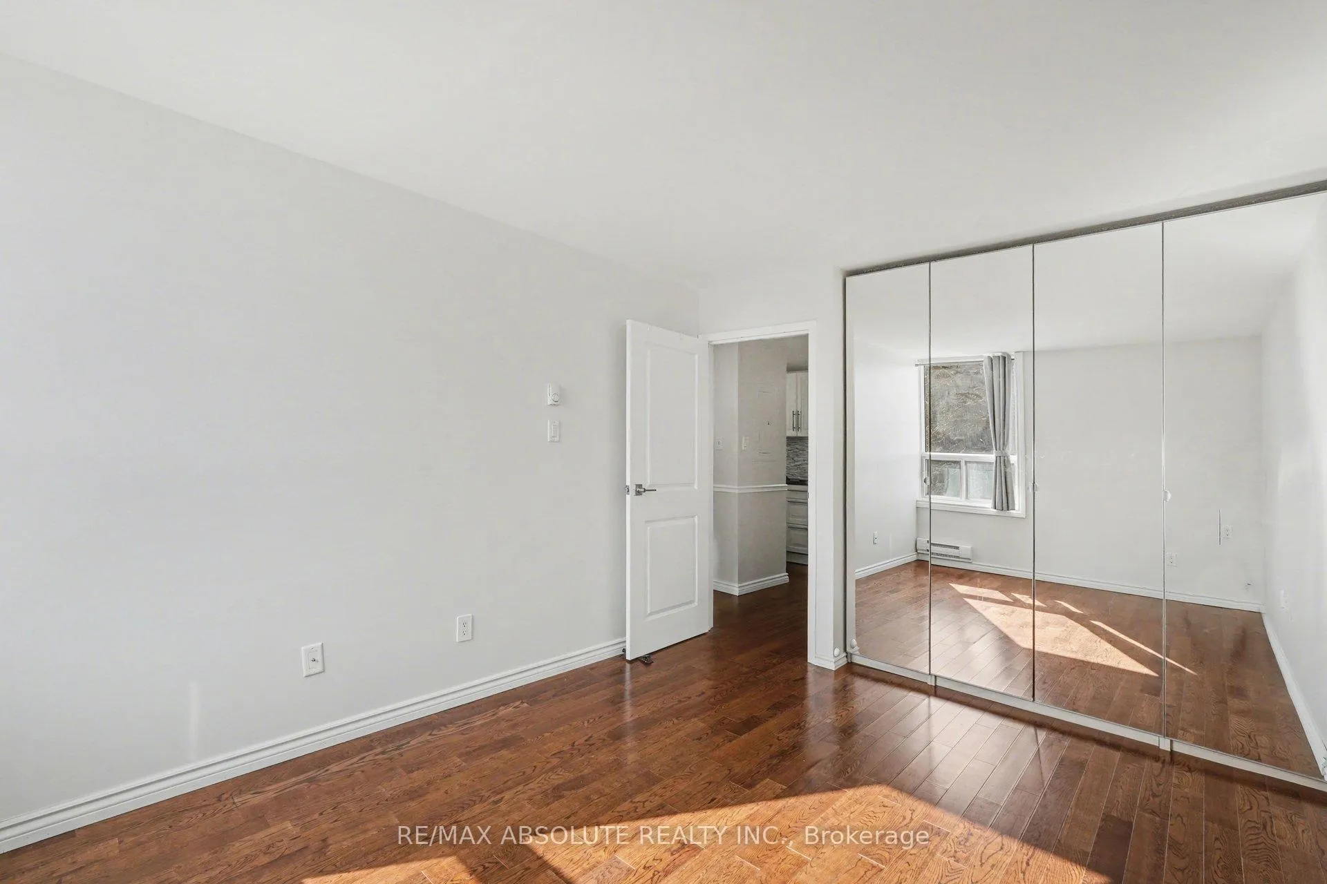 Photo 16 of Unit 305, 1177 Belanger Avenue, Ottawa, Billings Bridge — HOMEH