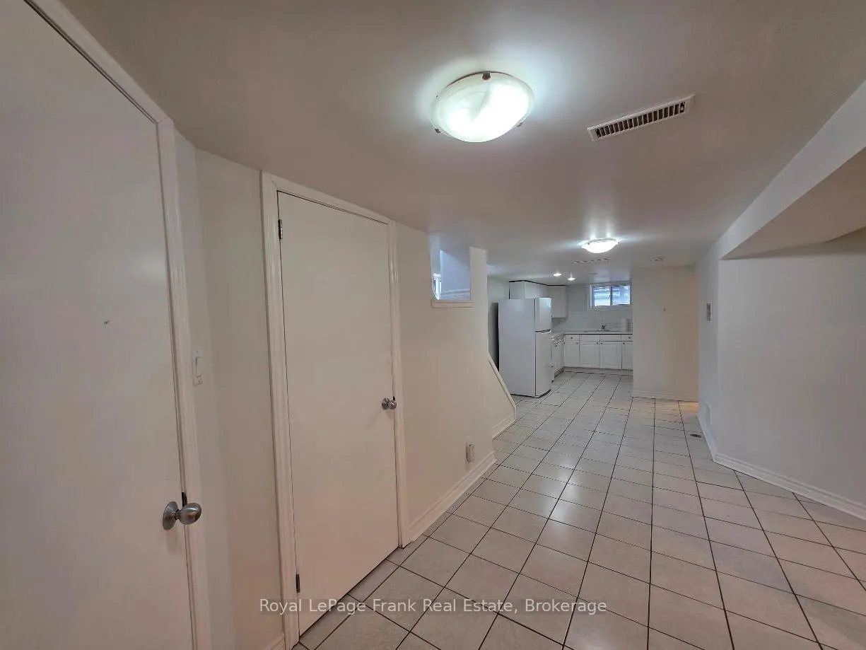 Photo 15 of 44 Billingsgate Crescent, Ajax, South East — HOMEH