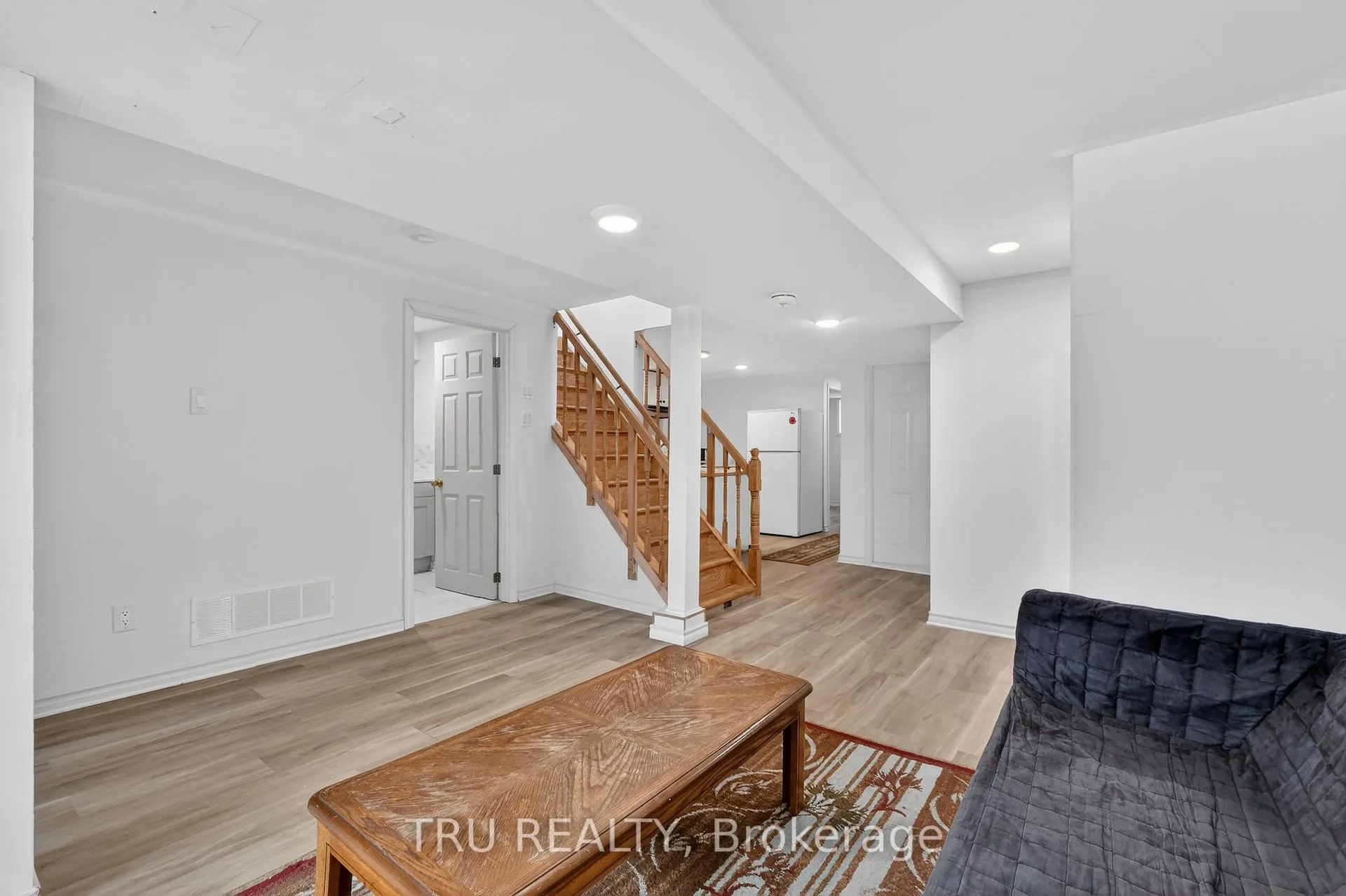 Photo 3 of Unit Maitland, 1263 Maitland Avenue, Ottawa, Copeland Park — HOMEH