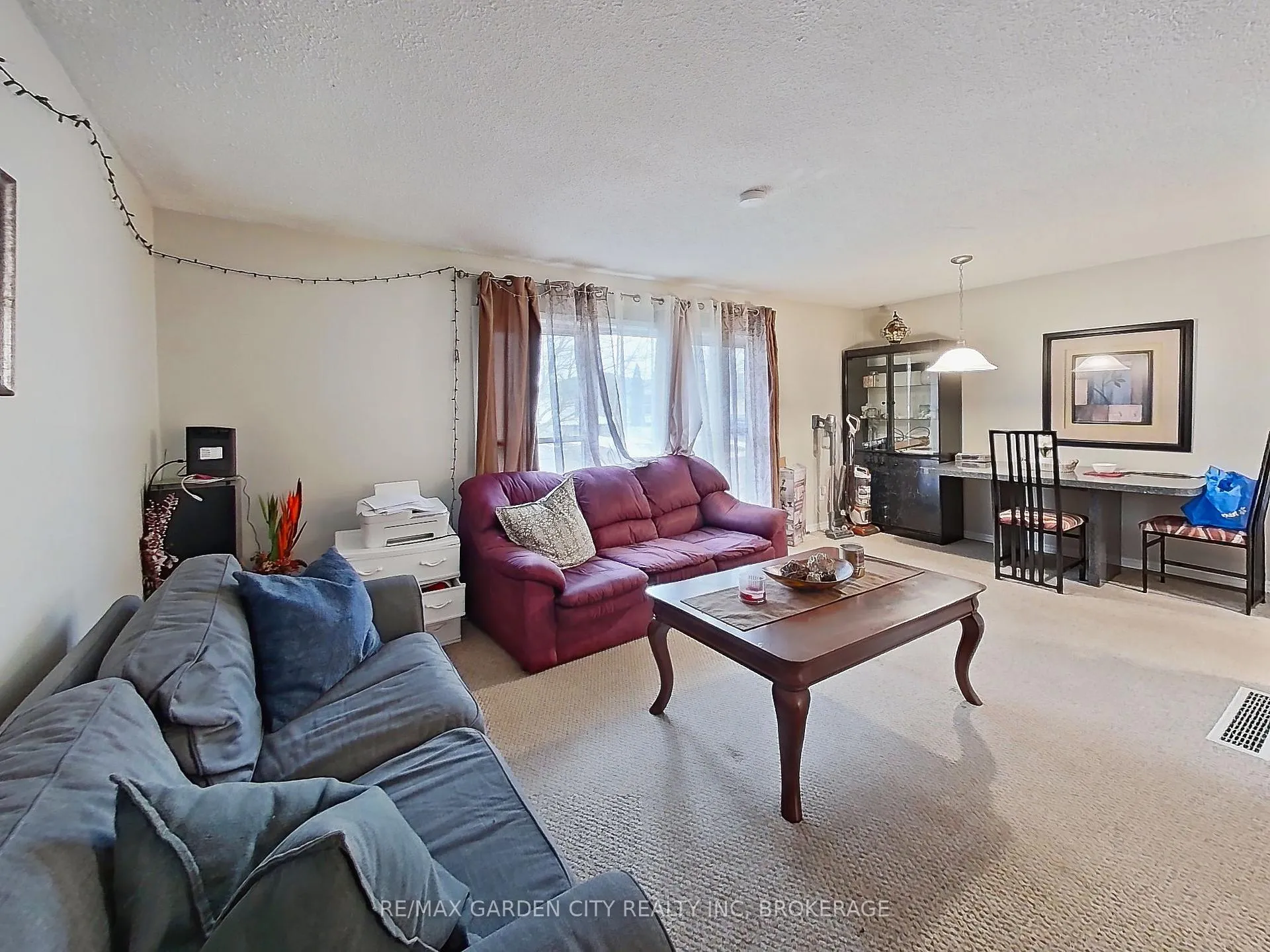 Photo 8 of 3 Tara Crescent, Thorold, Confederation Heights — HOMEH