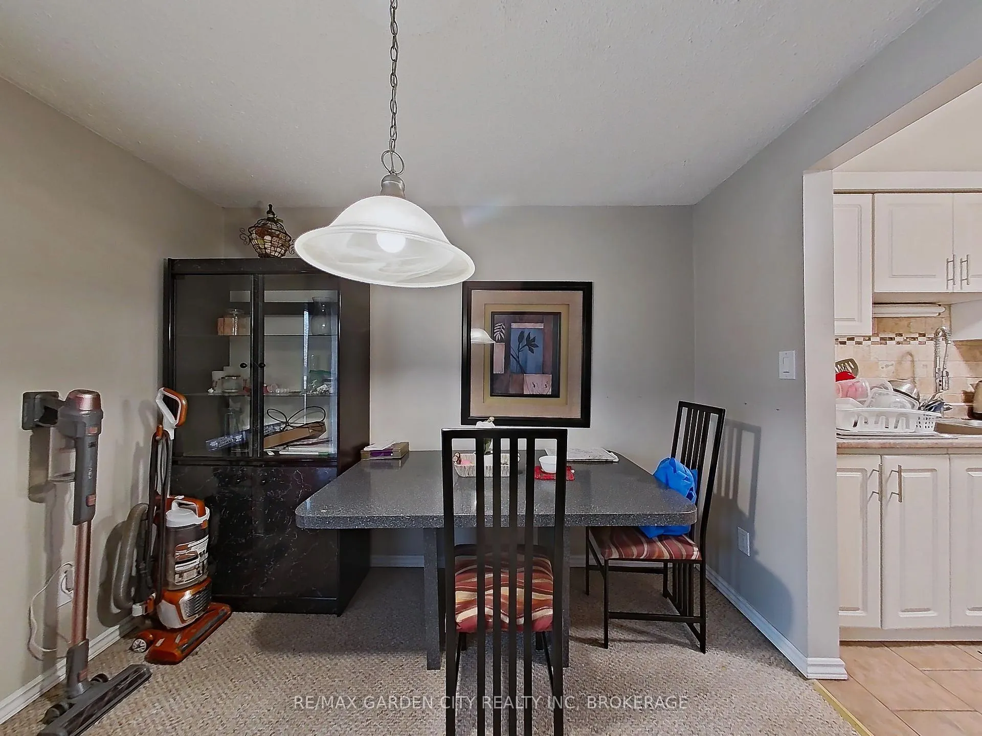 Photo 13 of 3 Tara Crescent, Thorold, Confederation Heights — HOMEH