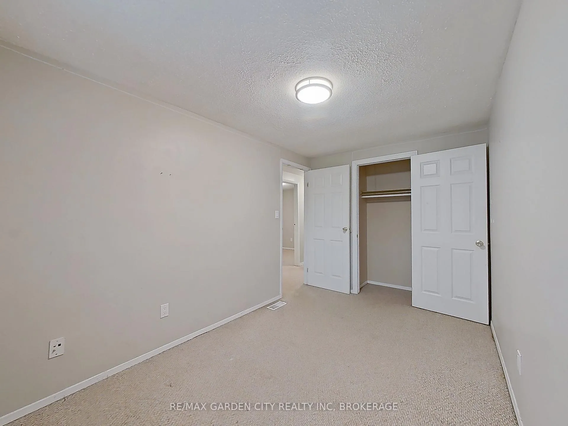 Photo 26 of 3 Tara Crescent, Thorold, Confederation Heights — HOMEH