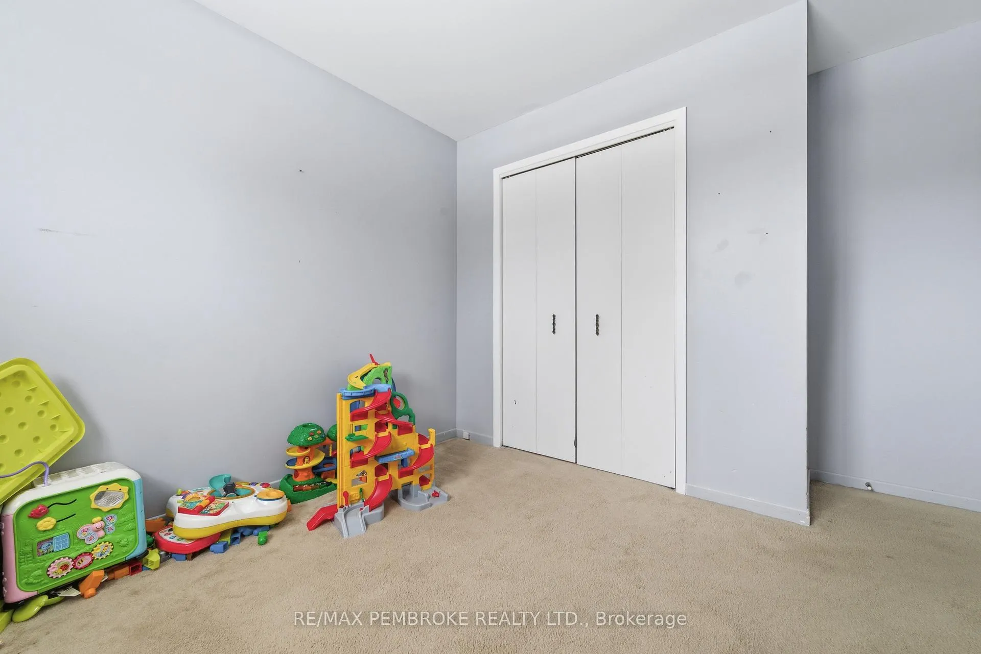 Photo 29 of 114 Hemlock Street, Petawawa — HOMEH
