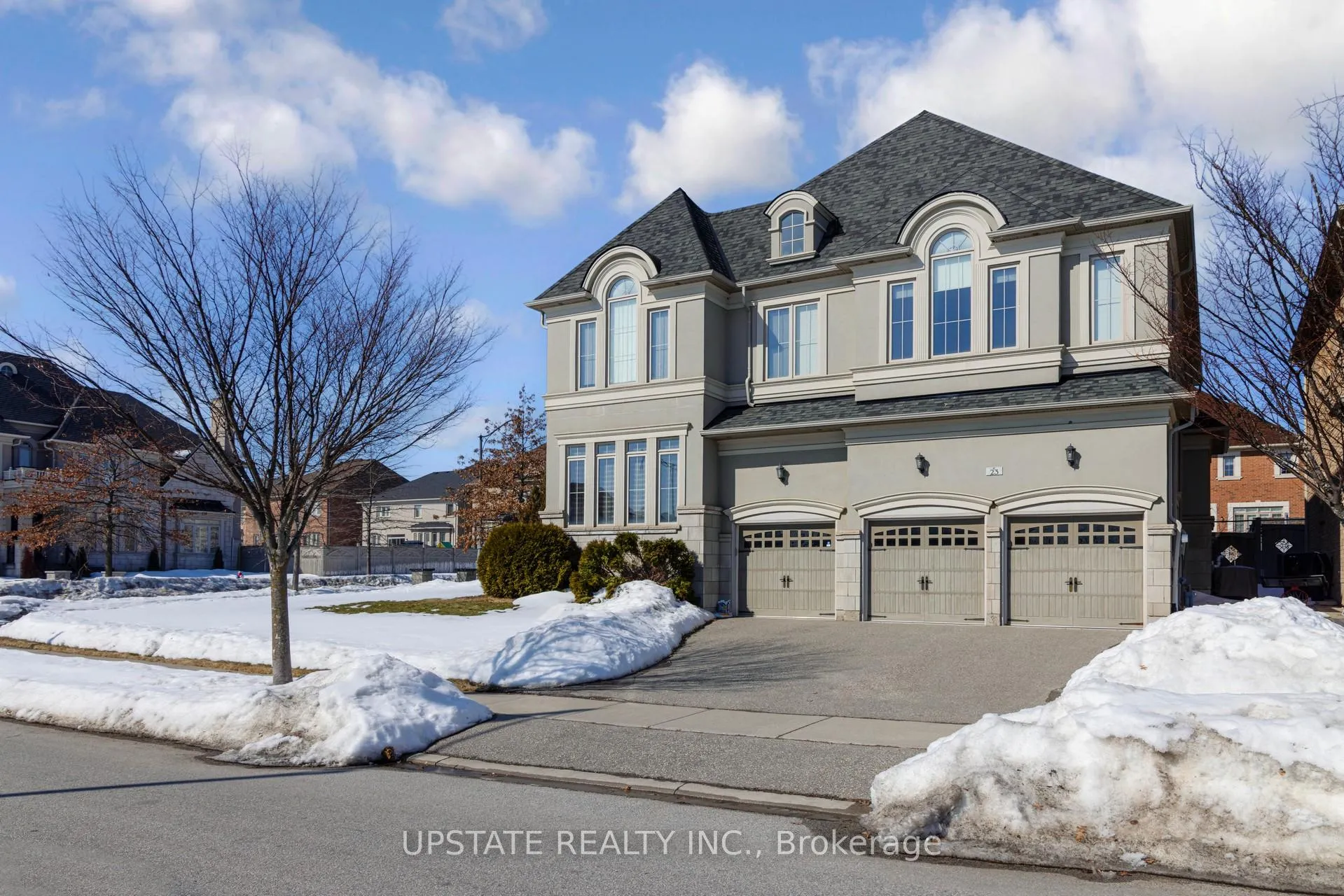 Front of 23 Dalmeny Drive