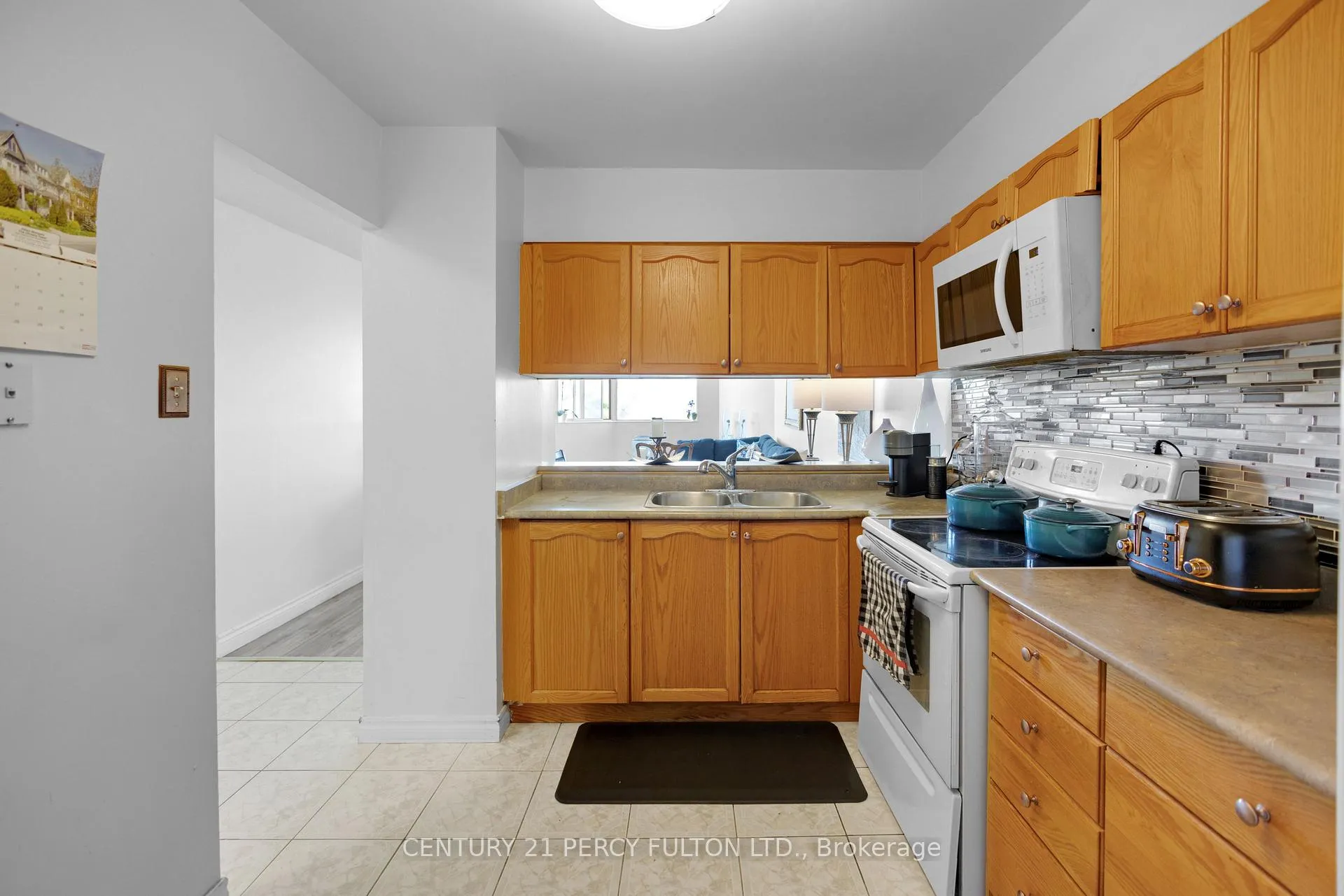 Photo 5 of Unit 310, 238 Albion Road, Etobicoke, Elms-Old Rexdale — HOMEH