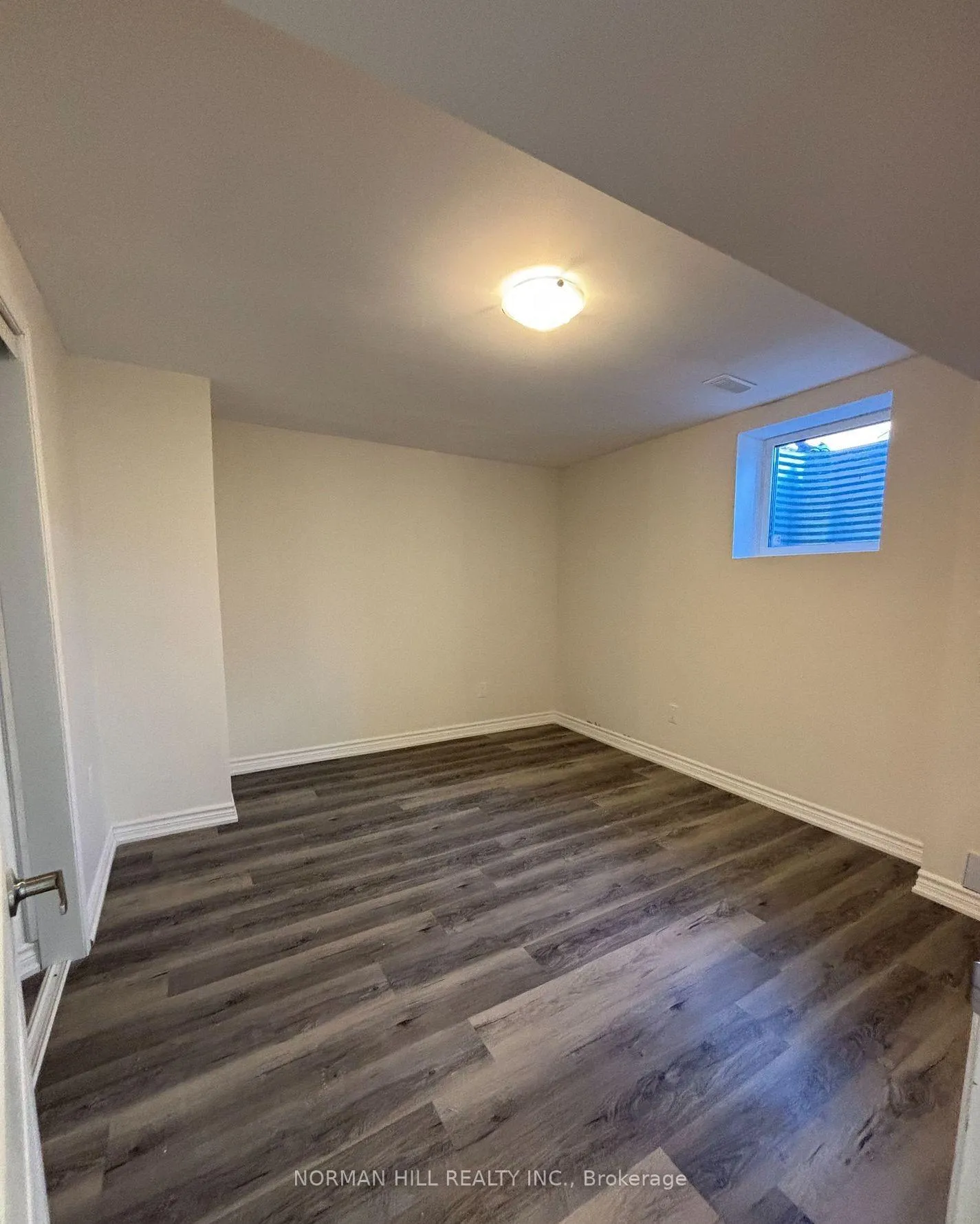 Photo 7 of 117 Major William Sharpe Drive, Brampton, Northwood Park — HOMEH