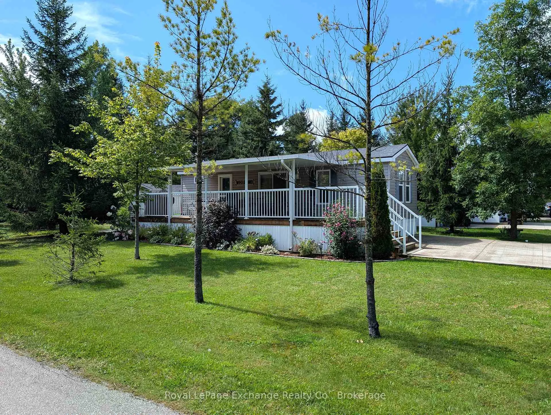 Front of Unit #P1, 13 Southline Avenue