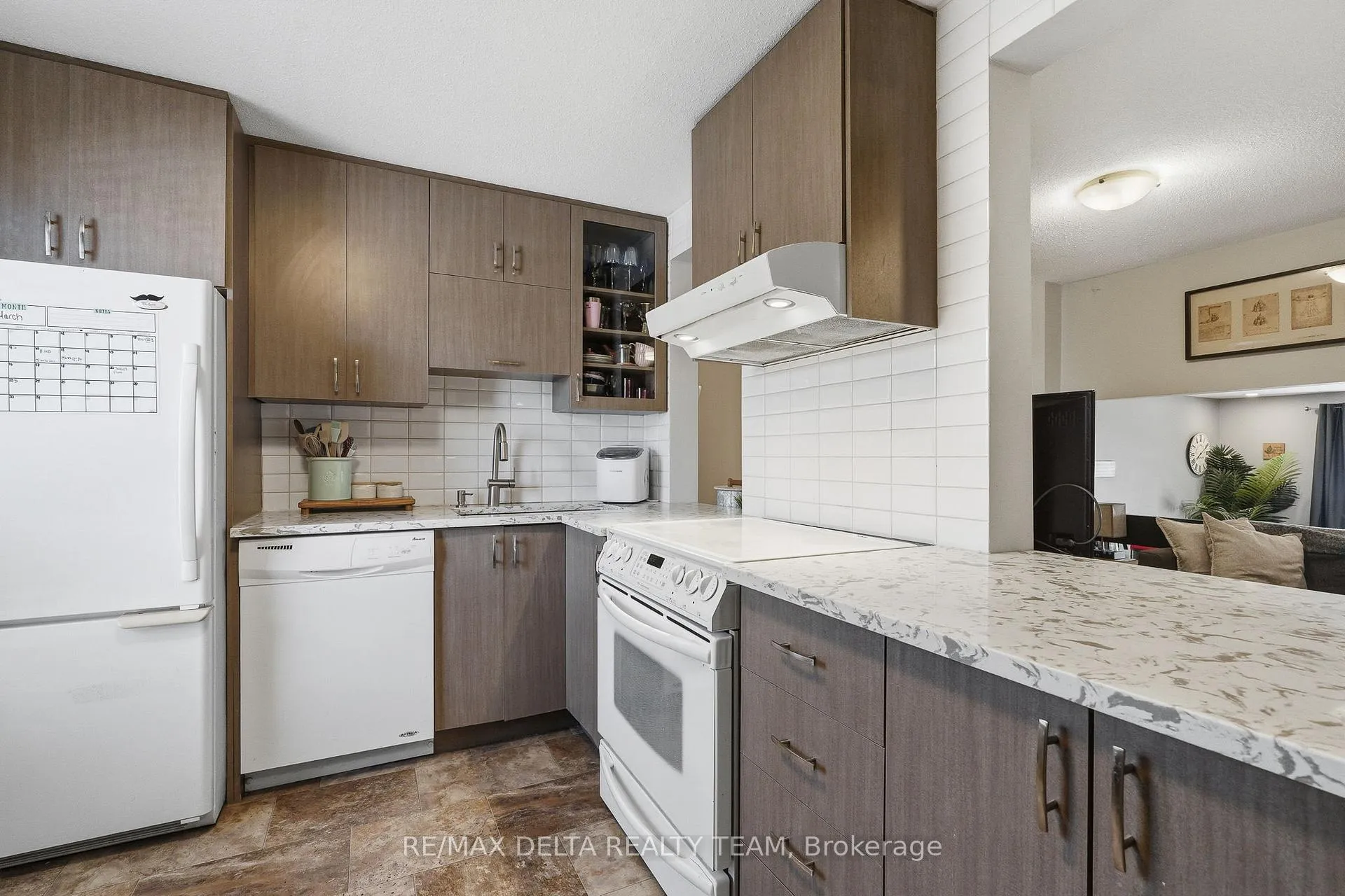 Photo 6 of Unit 78, 6821 Bilberry Drive, Ottawa, Convent Glen North — HOMEH