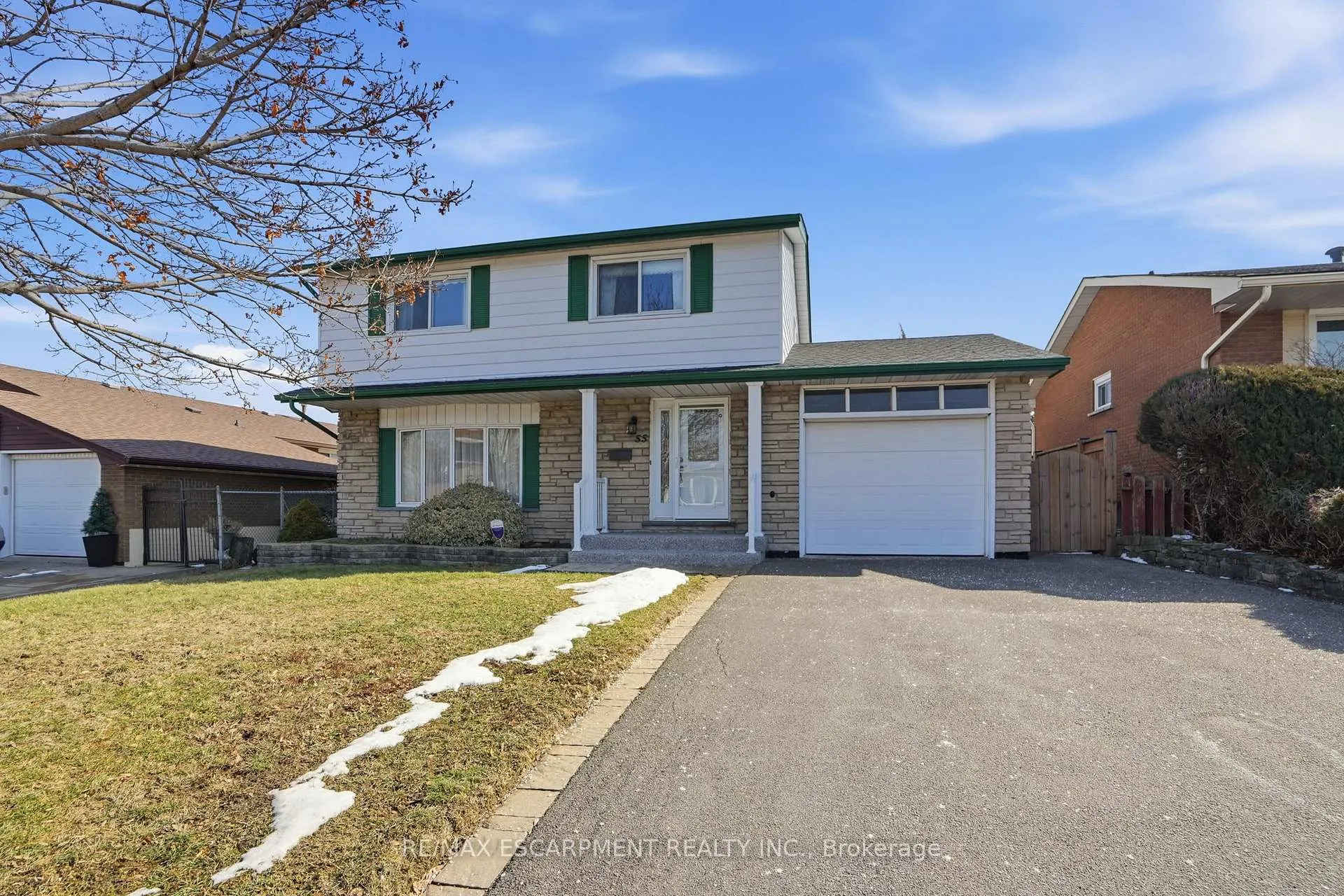 Photo 3 of 55 Champlain Avenue, Hamilton, Greenford — HOMEH