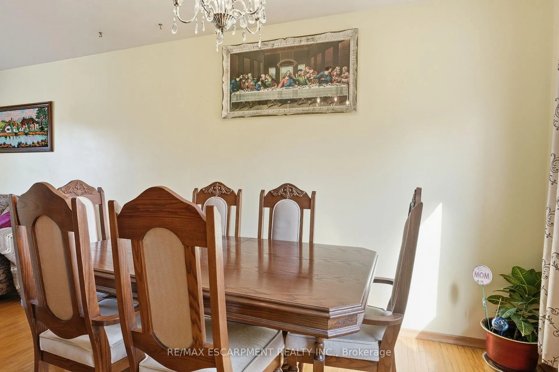 Photo 12 of 55 Champlain Avenue, Hamilton, Greenford — HOMEH