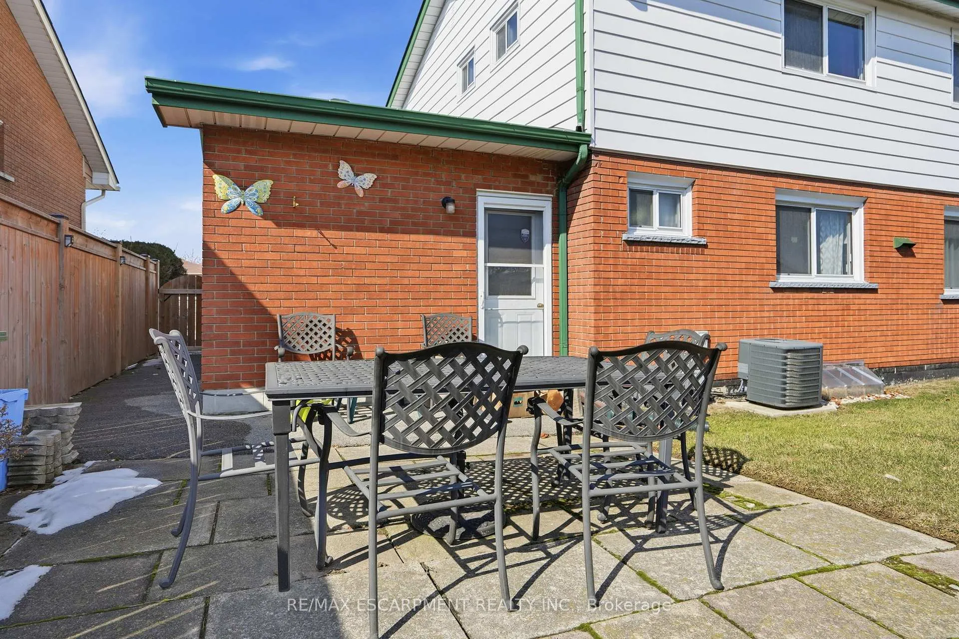 Photo 41 of 55 Champlain Avenue, Hamilton, Greenford — HOMEH