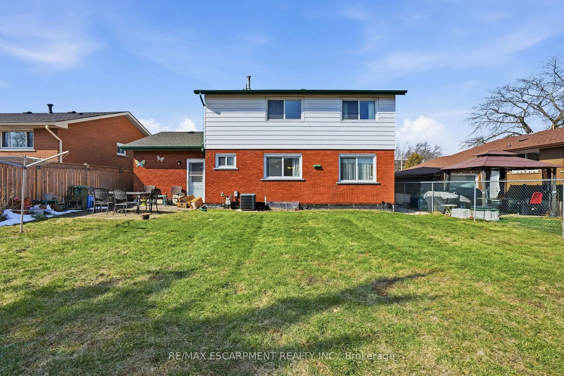 Photo 44 of 55 Champlain Avenue, Hamilton, Greenford — HOMEH