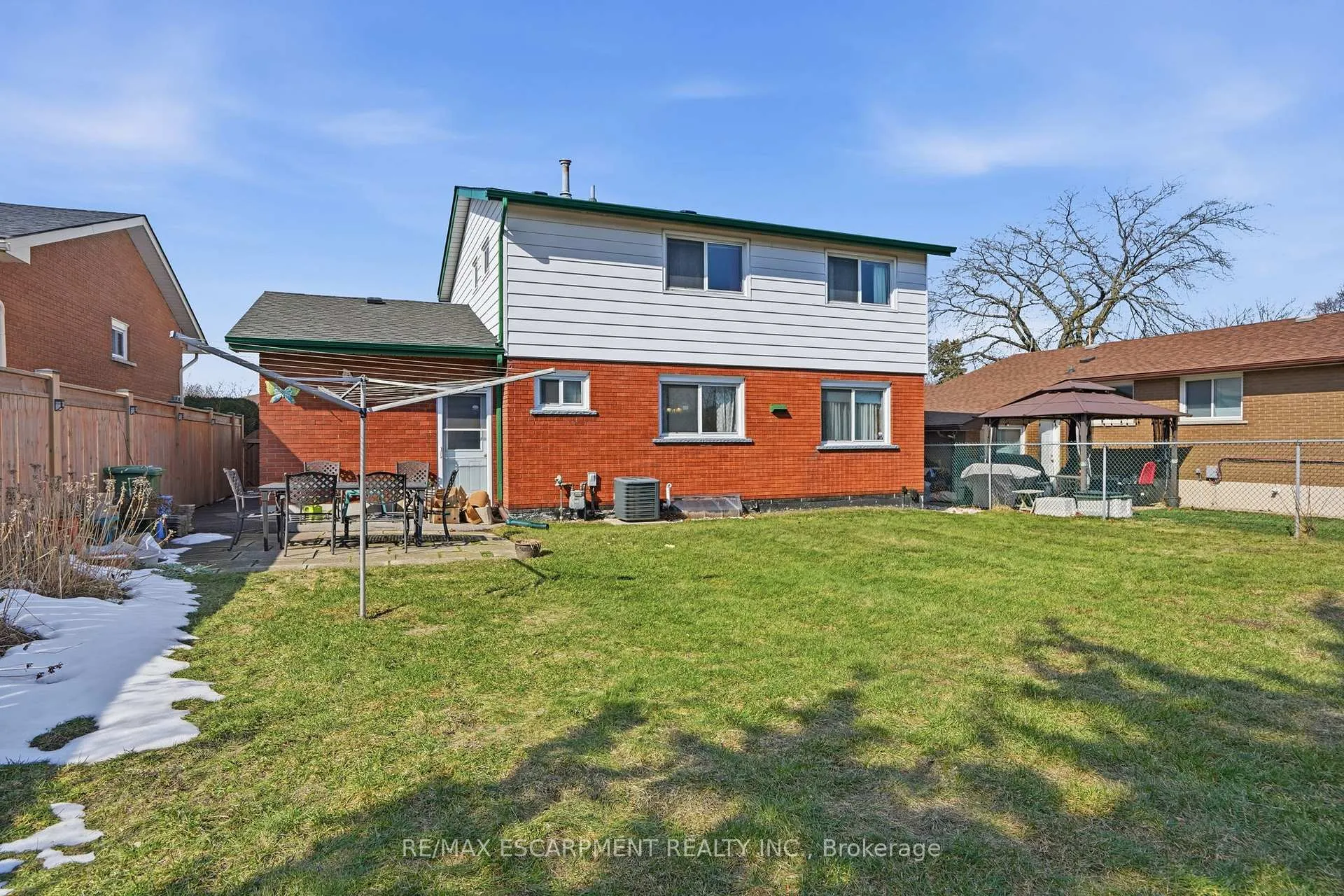 Photo 45 of 55 Champlain Avenue, Hamilton, Greenford — HOMEH