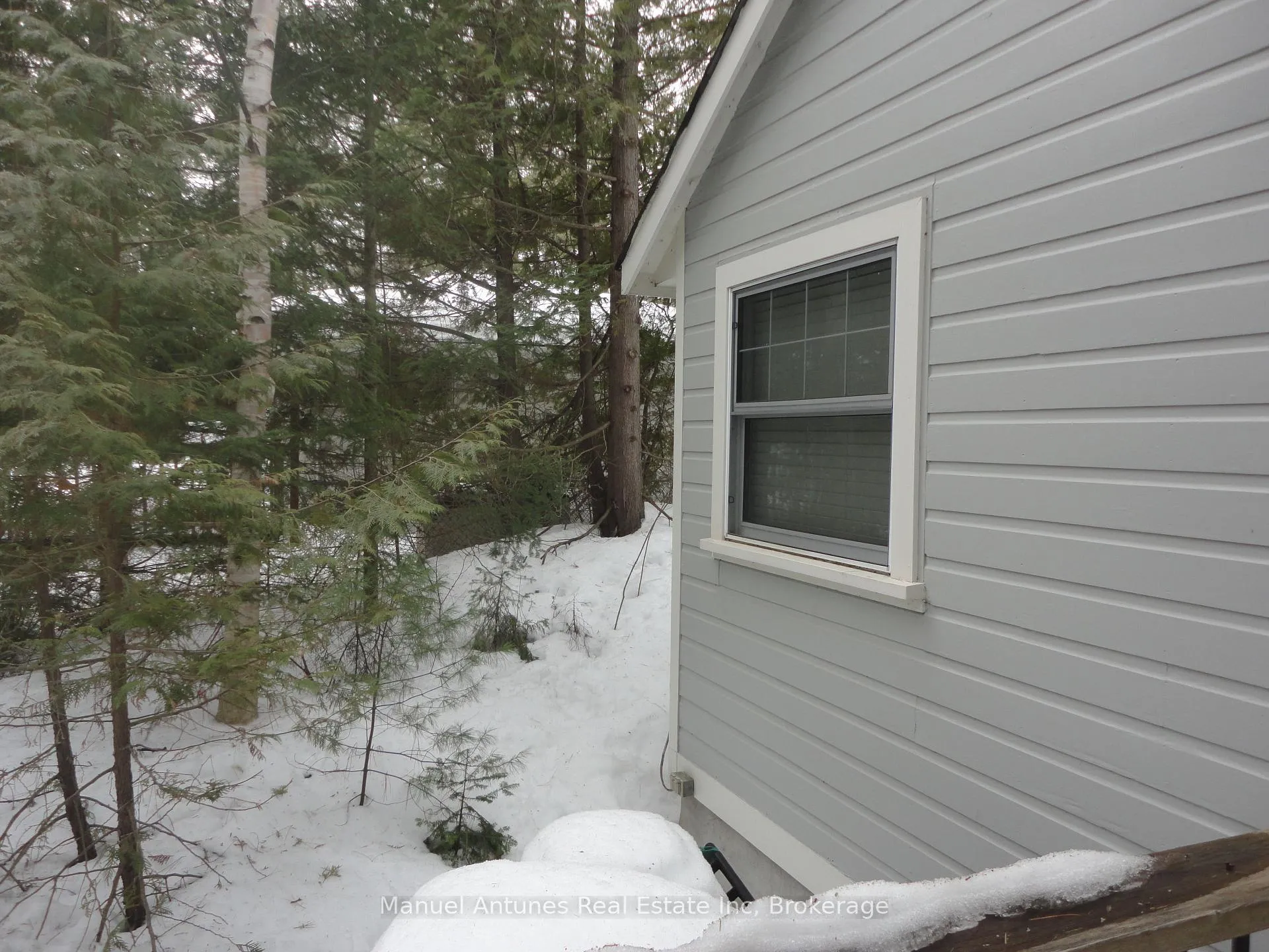 Photo 8 of 829 River Road E, Wasaga Beach — HOMEH