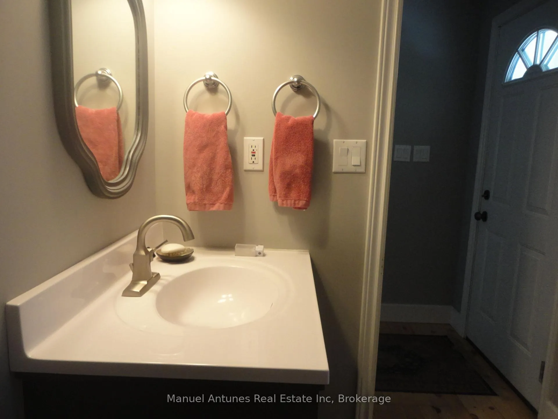 Photo 13 of 829 River Road E, Wasaga Beach — HOMEH