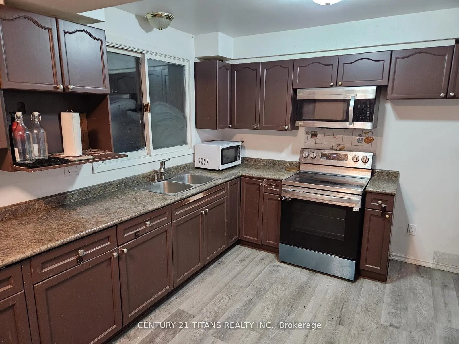 Photo 2 of Unit Main Floor, 499 Wilson Road N, Oshawa, Eastdale — HOMEH