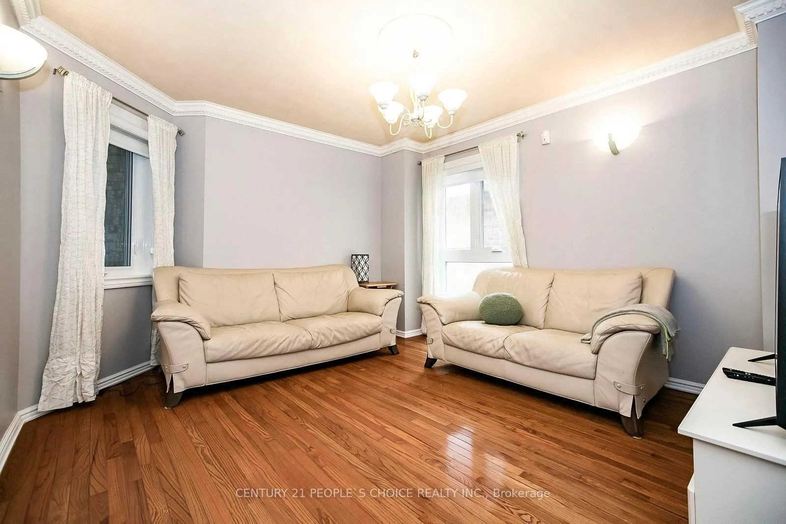 Photo 11 of 43 Letty Avenue, Brampton, Fletcher's West — HOMEH