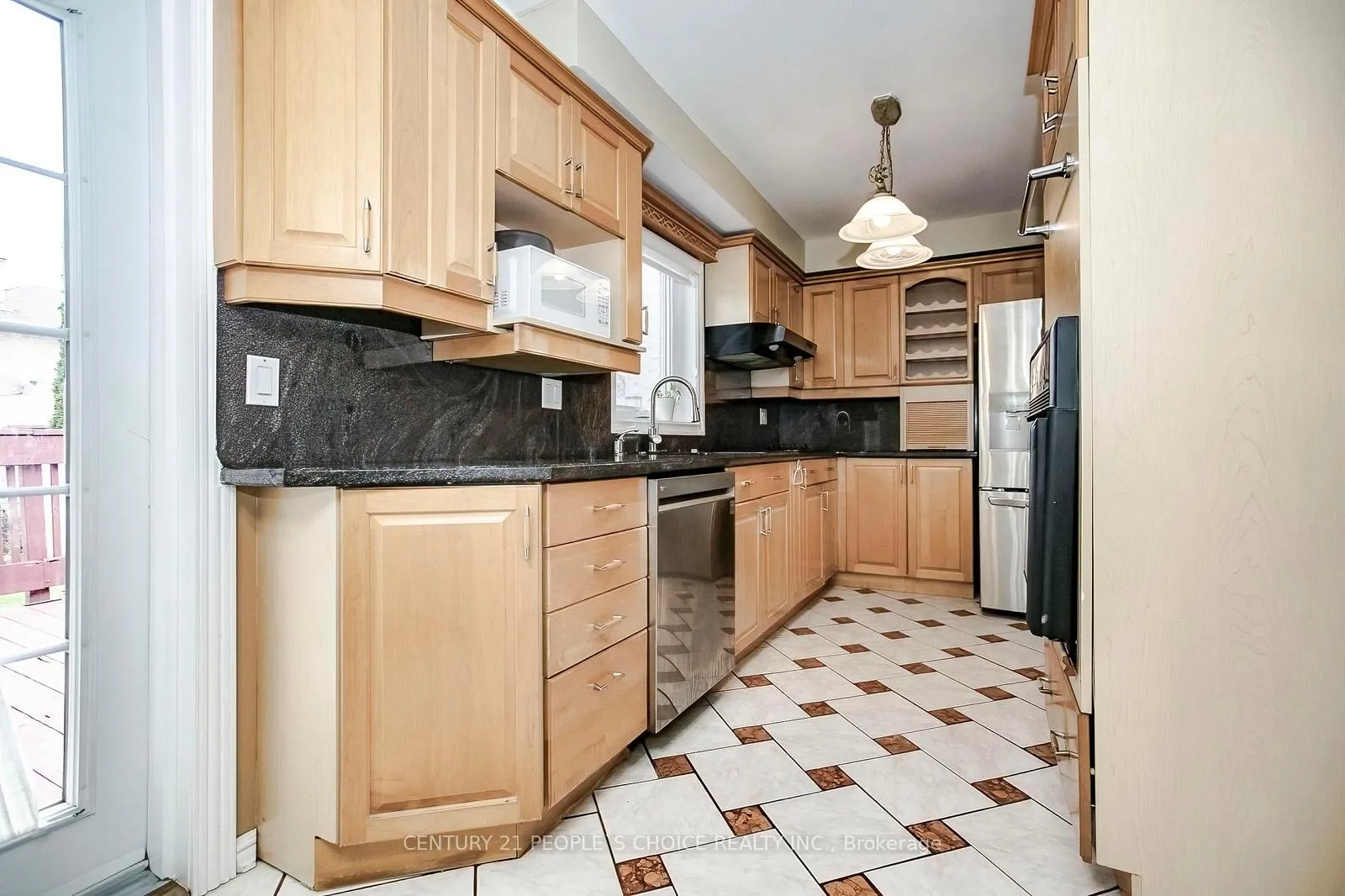 Photo 15 of 43 Letty Avenue, Brampton, Fletcher's West — HOMEH