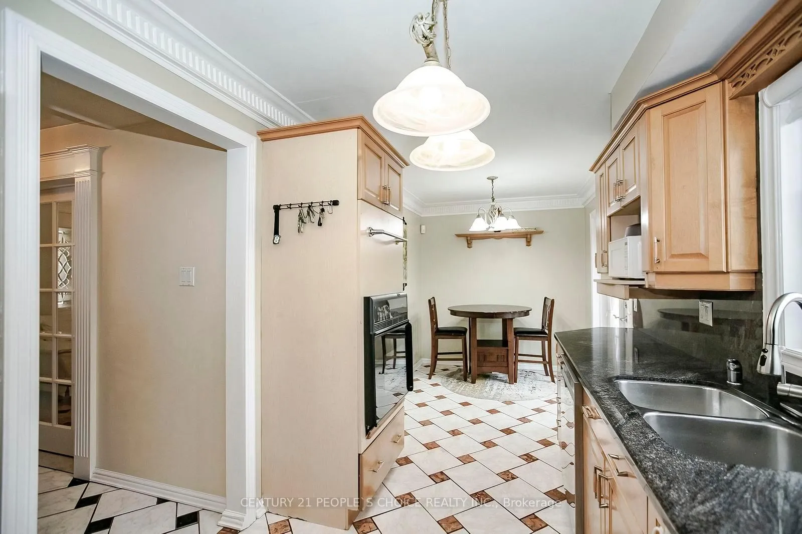 Photo 18 of 43 Letty Avenue, Brampton, Fletcher's West — HOMEH