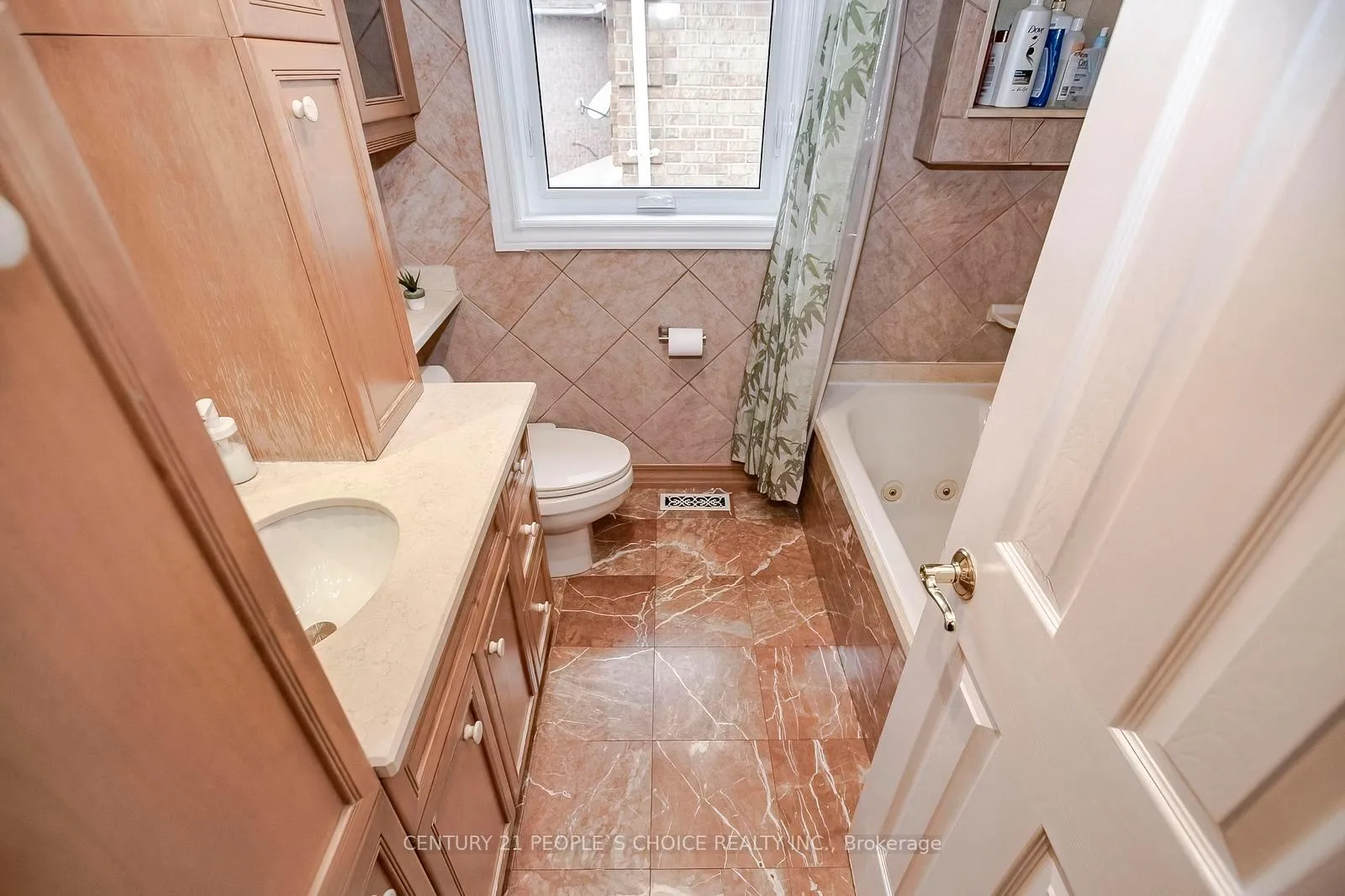 Photo 29 of 43 Letty Avenue, Brampton, Fletcher's West — HOMEH