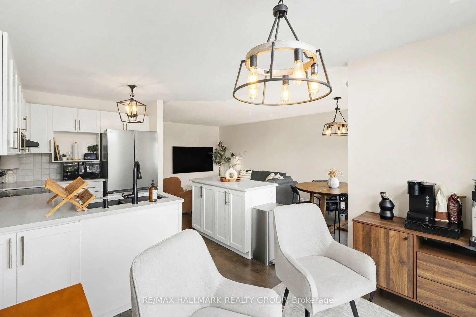Photo 17 of 2229 Brockstone Crescent, Ottawa, Avalon East — HOMEH