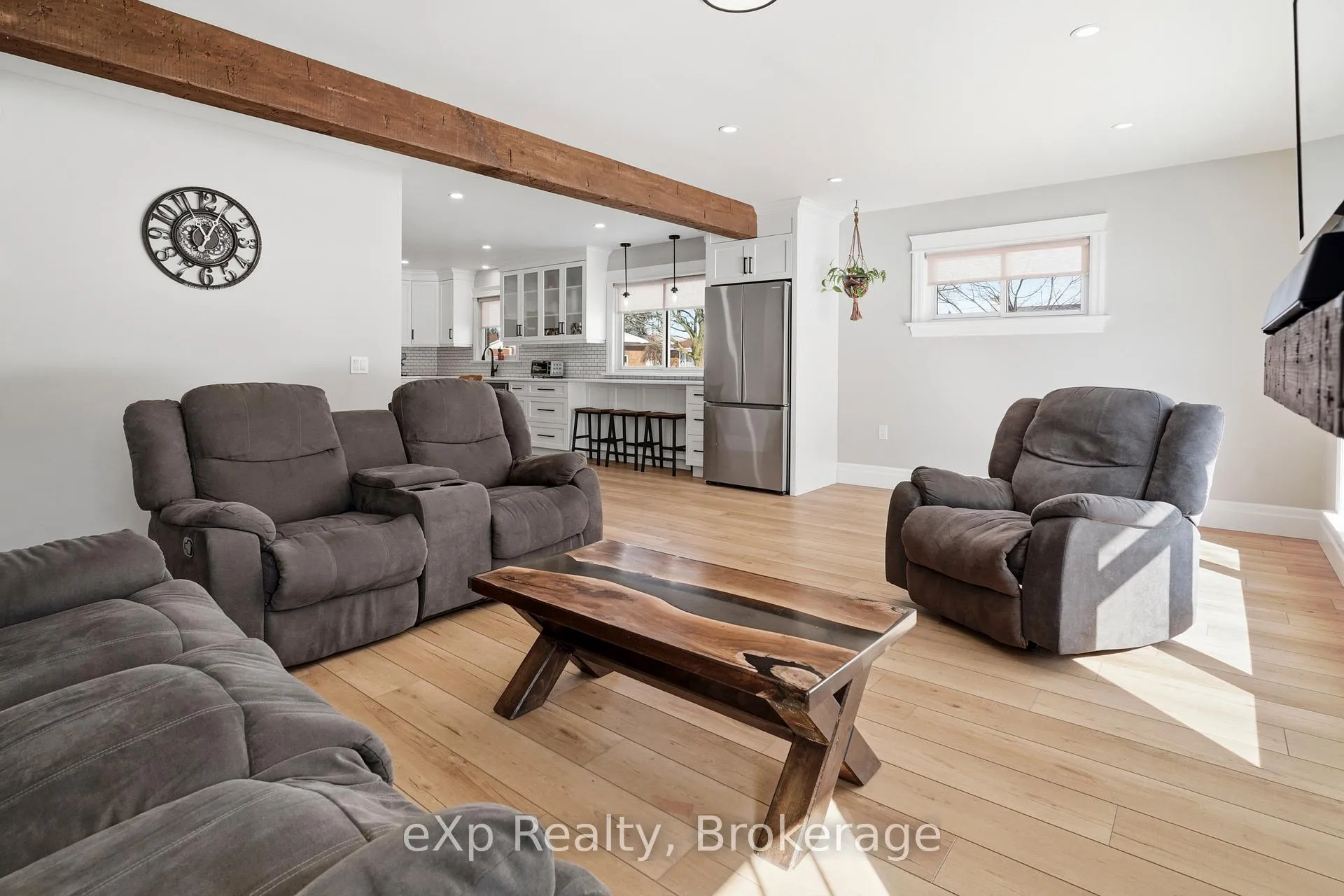 Photo 8 of 93 Elma Centre Street, North Perth, Elma — HOMEH