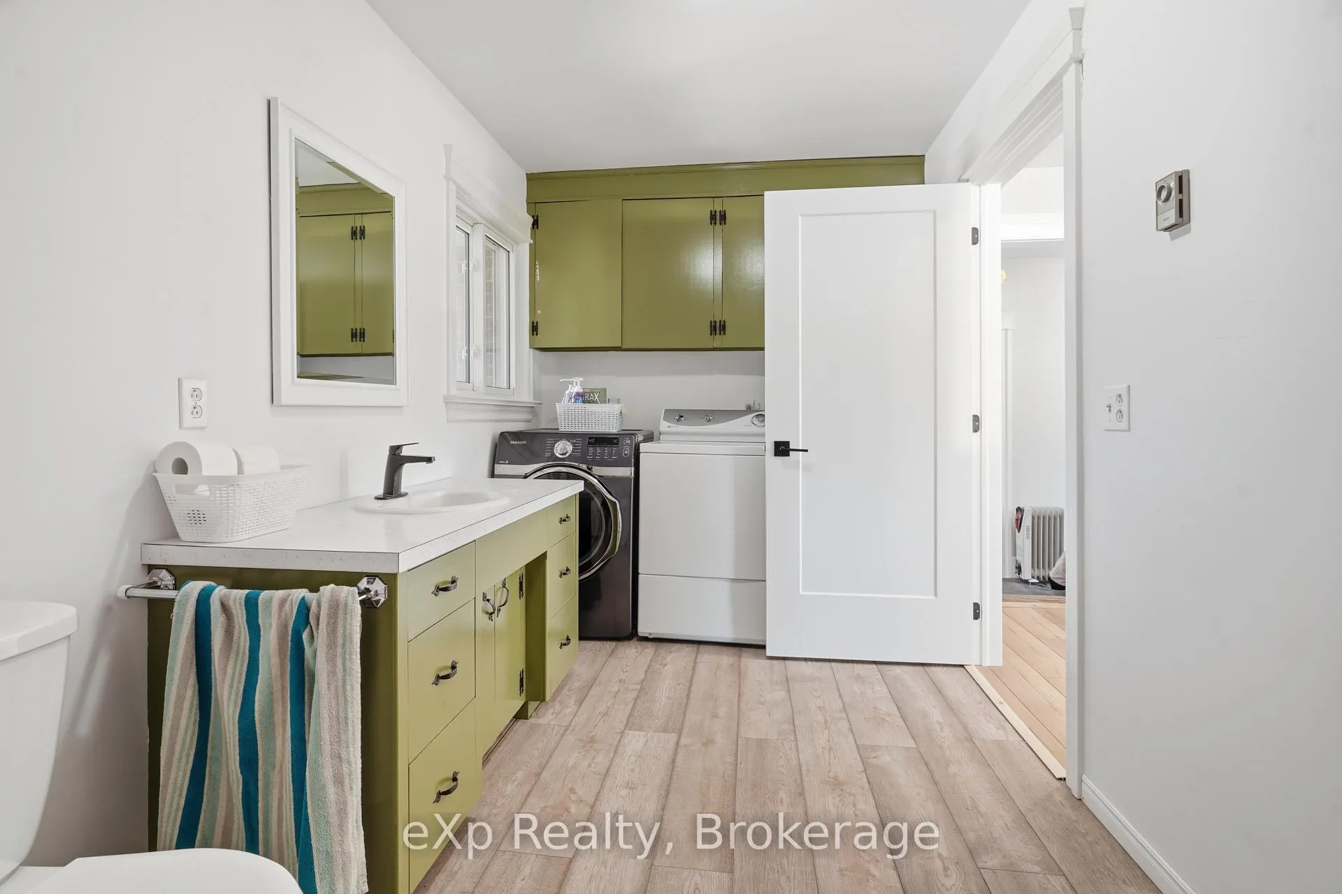Photo 26 of 93 Elma Centre Street, North Perth, Elma — HOMEH