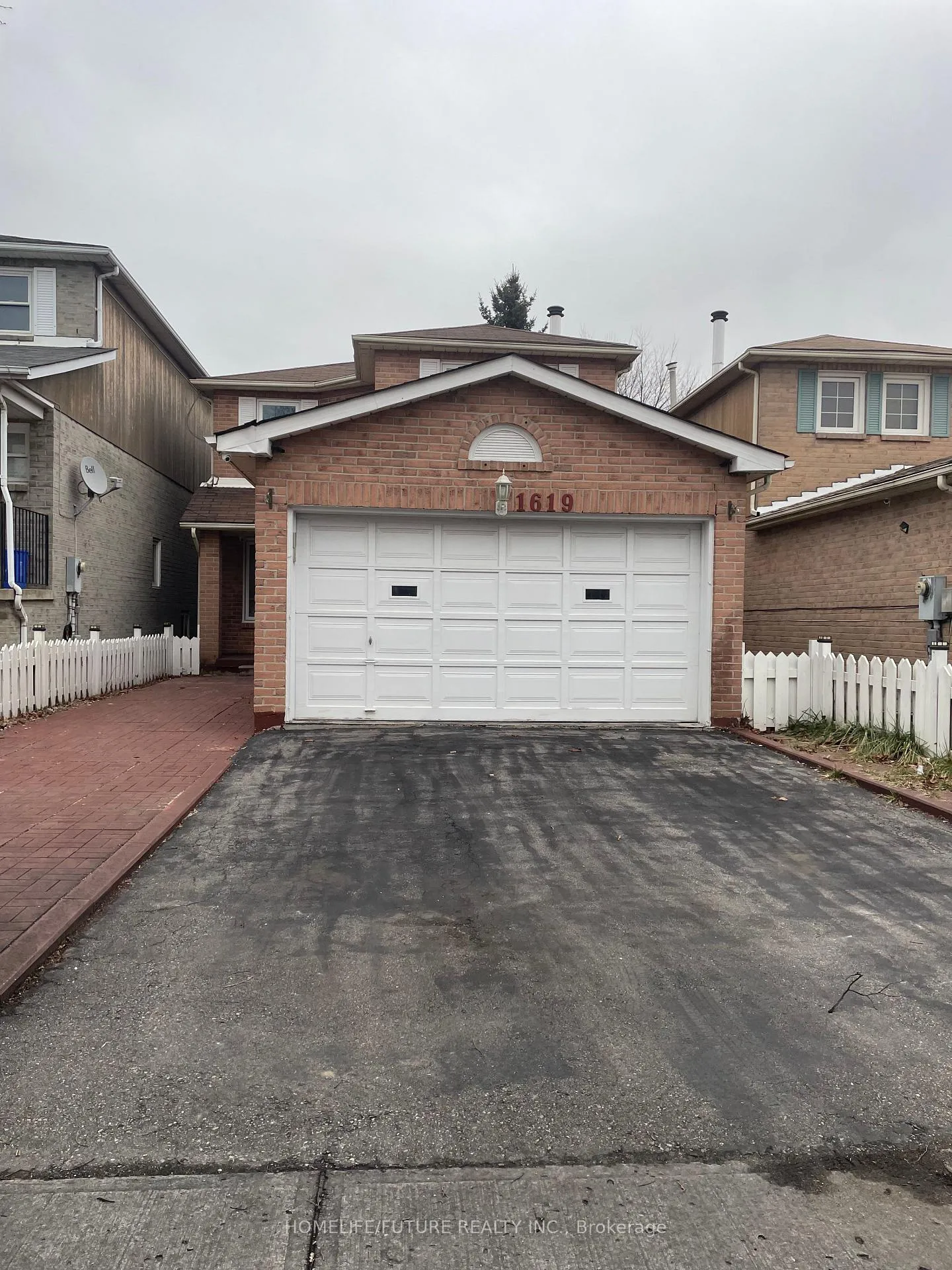 Photo 1 of Unit Main, 1619 Marshcourt Drive, Pickering, Village East — HOMEH