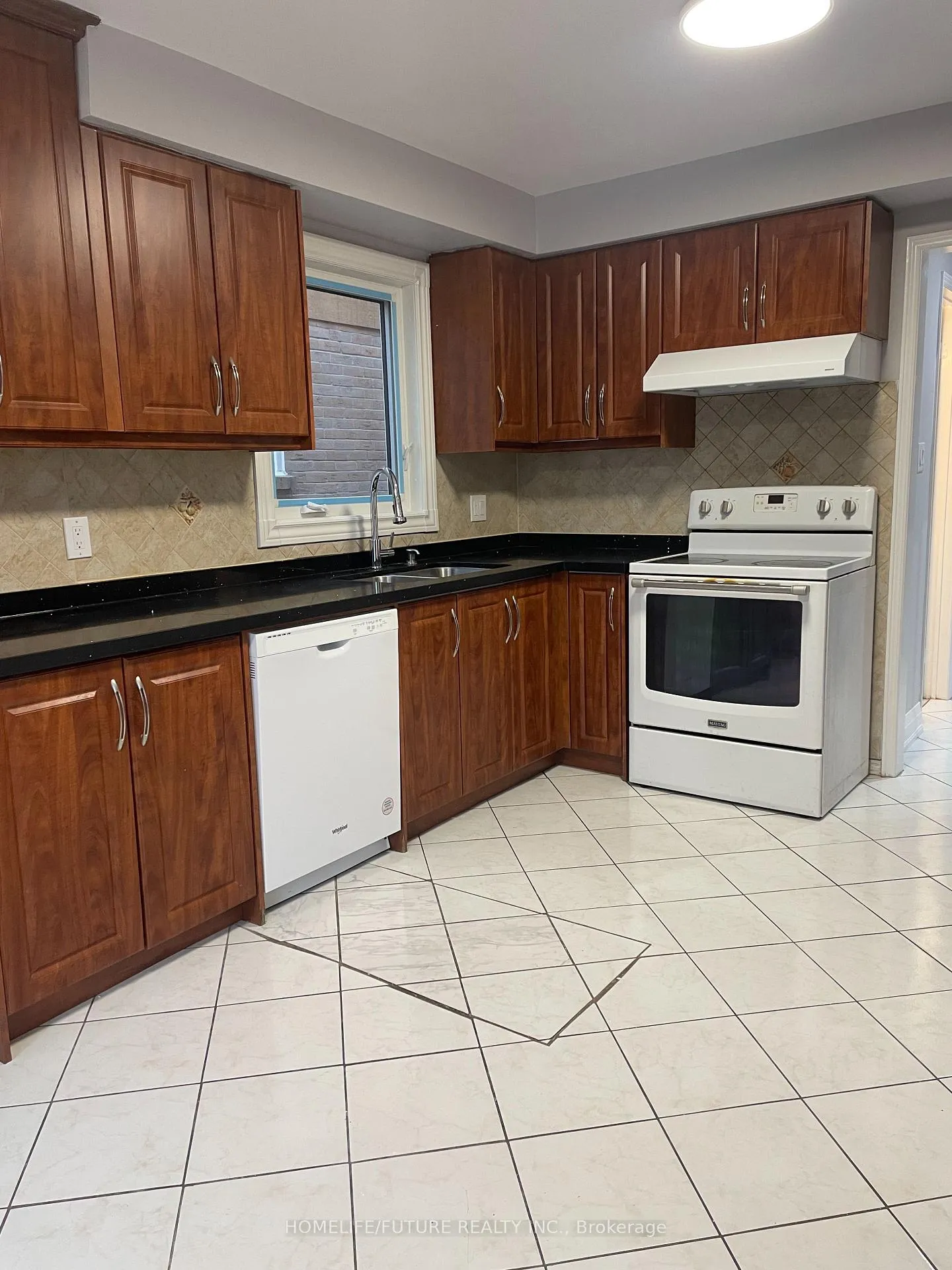 Photo 5 of Unit Main, 1619 Marshcourt Drive, Pickering, Village East — HOMEH