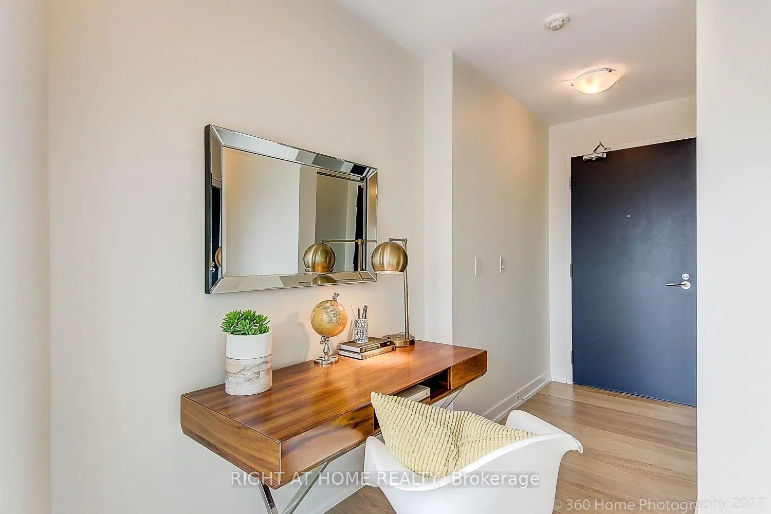Photo 1 of Unit 1613, 105 George Street, Toronto, Moss Park — HOMEH